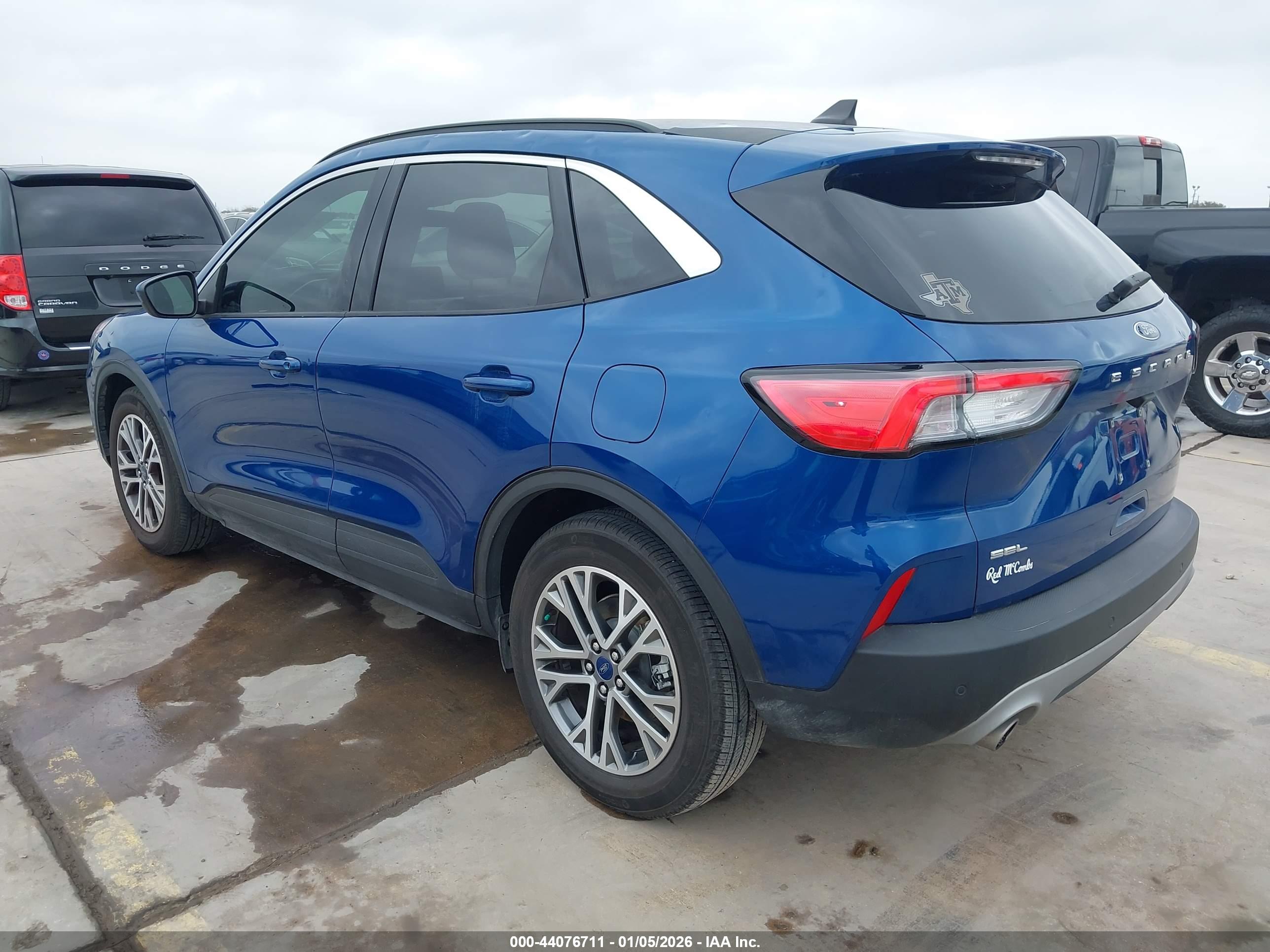 FORD ESCAPE image 3