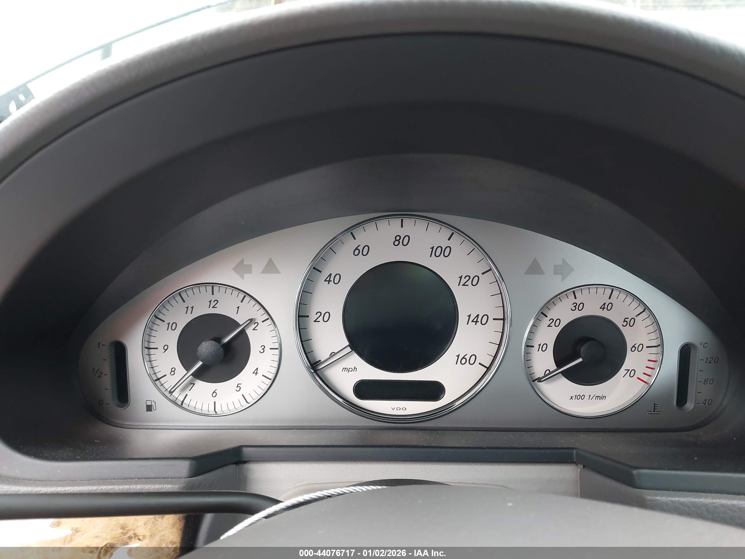 MERCEDES-BENZ E image 7