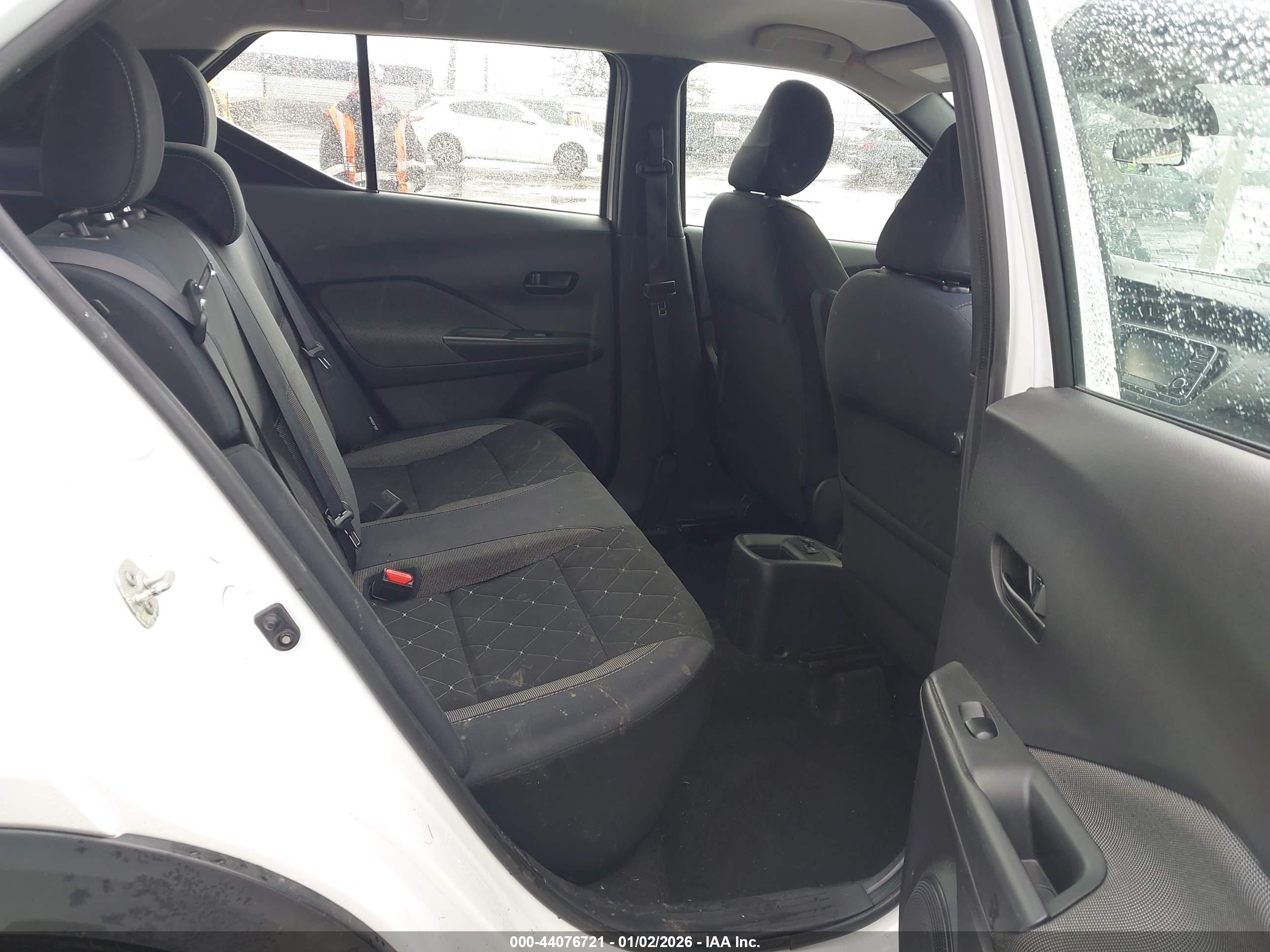 NISSAN KICKS image 8