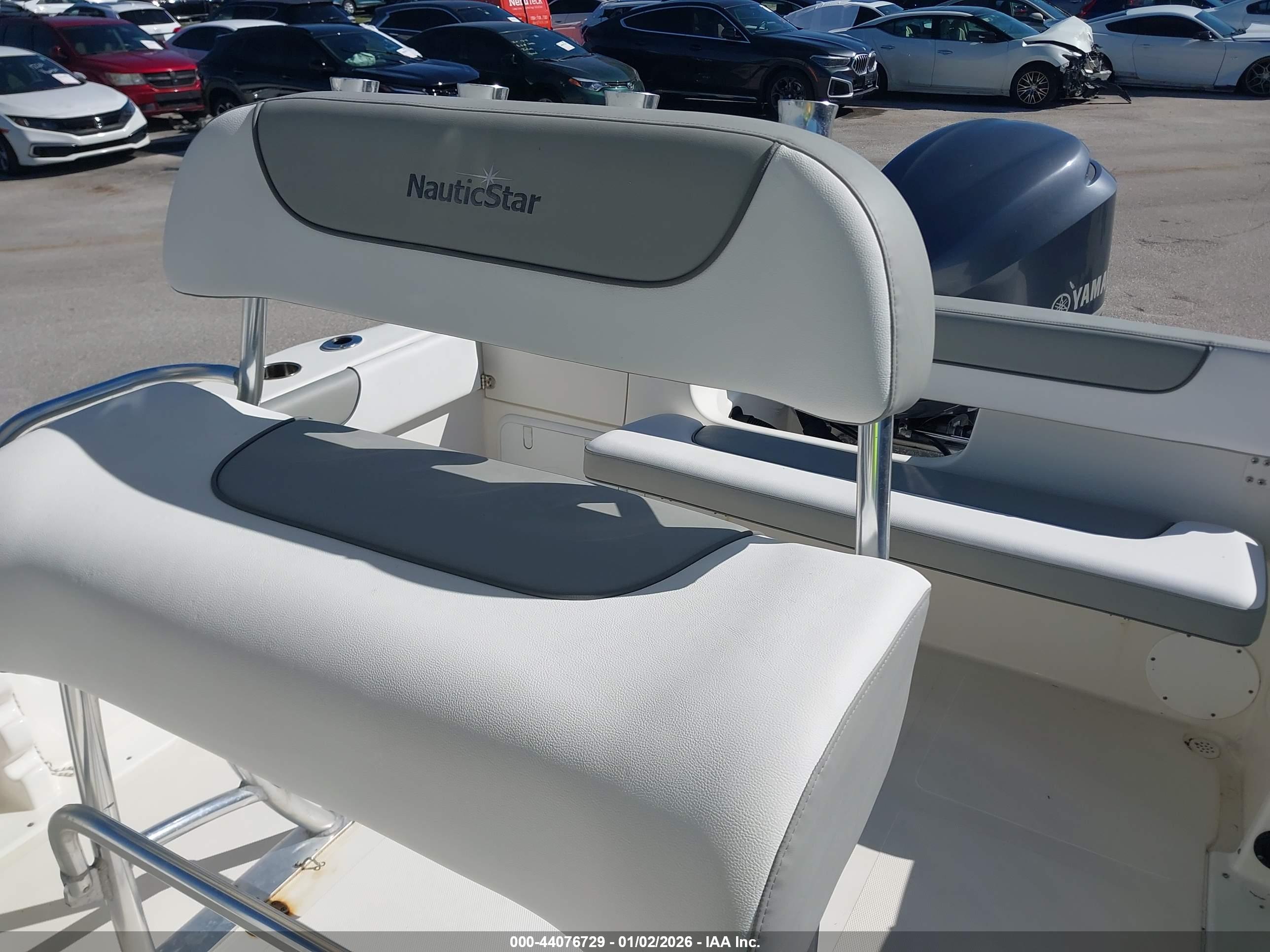 NAUTICSTAR 2200X5 image 8