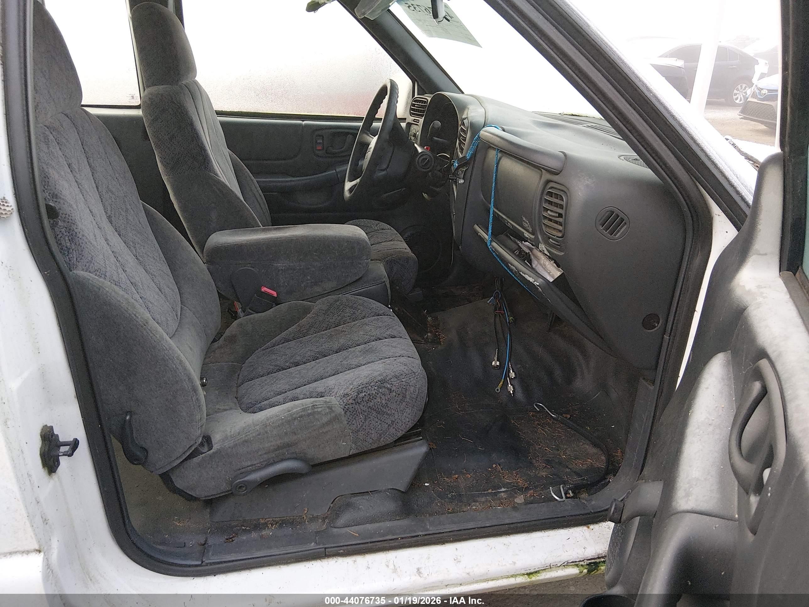 GMC SONOMA image 5