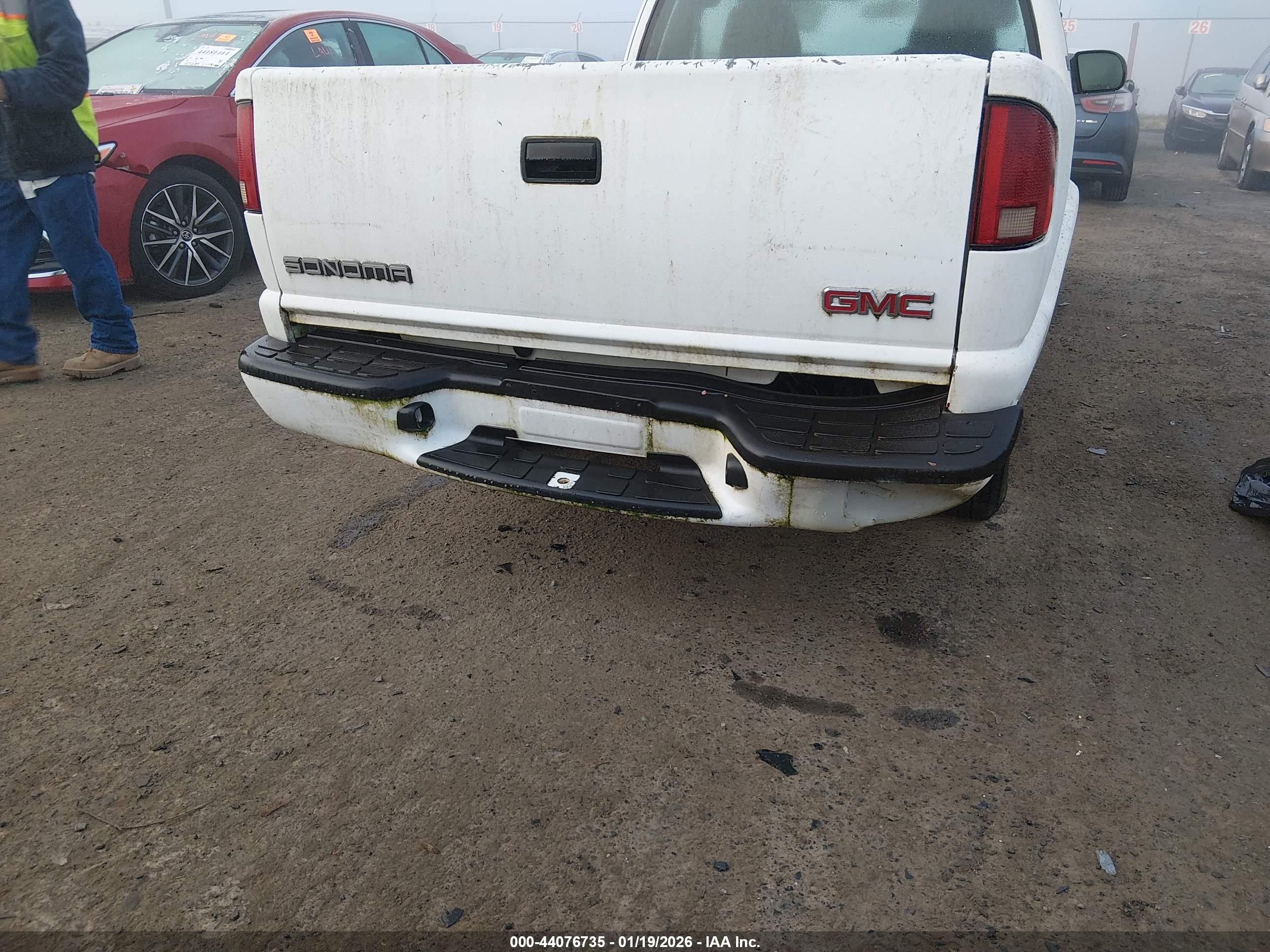 GMC SONOMA image 6