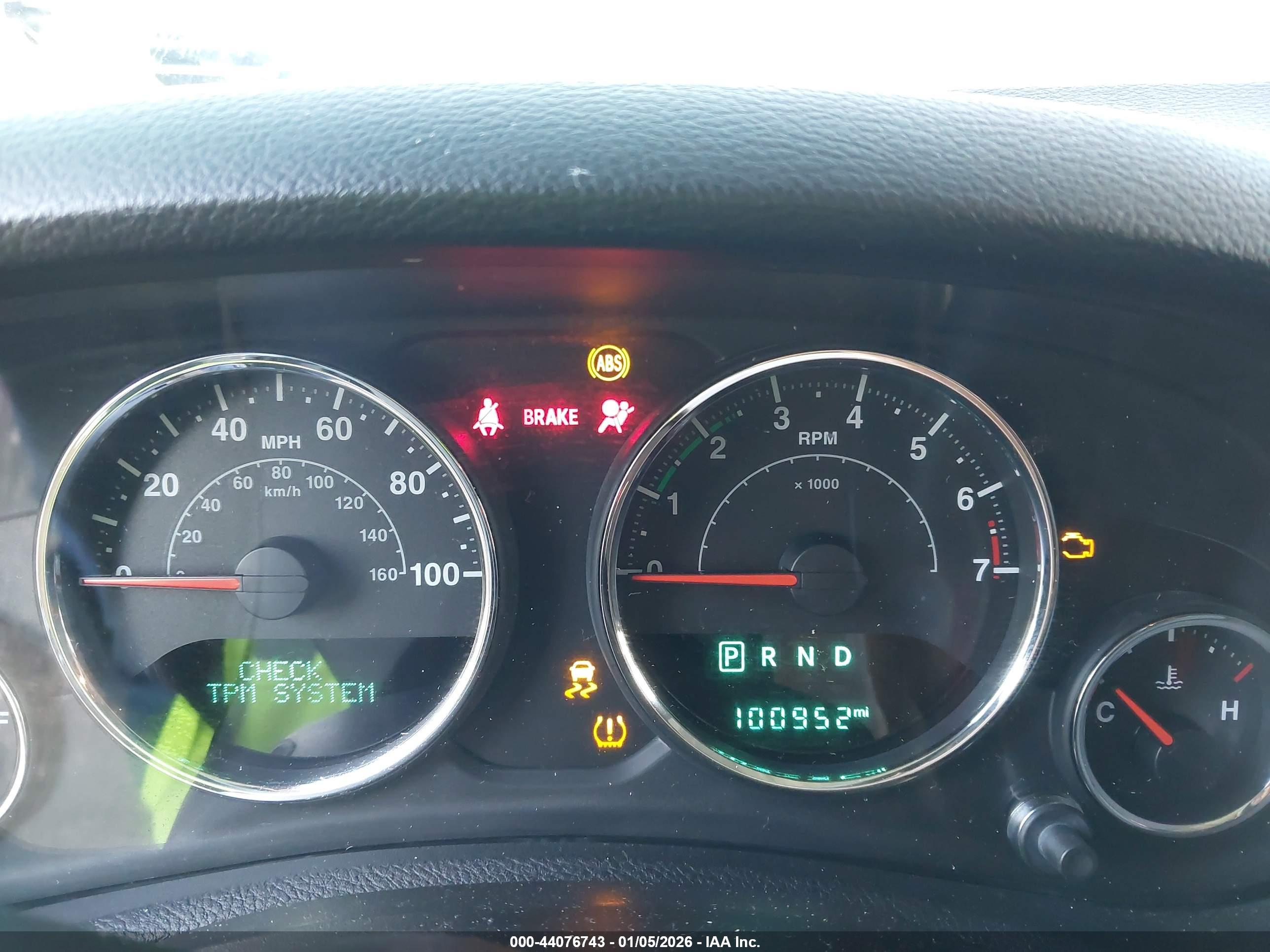 JEEP WRANGLER image 7