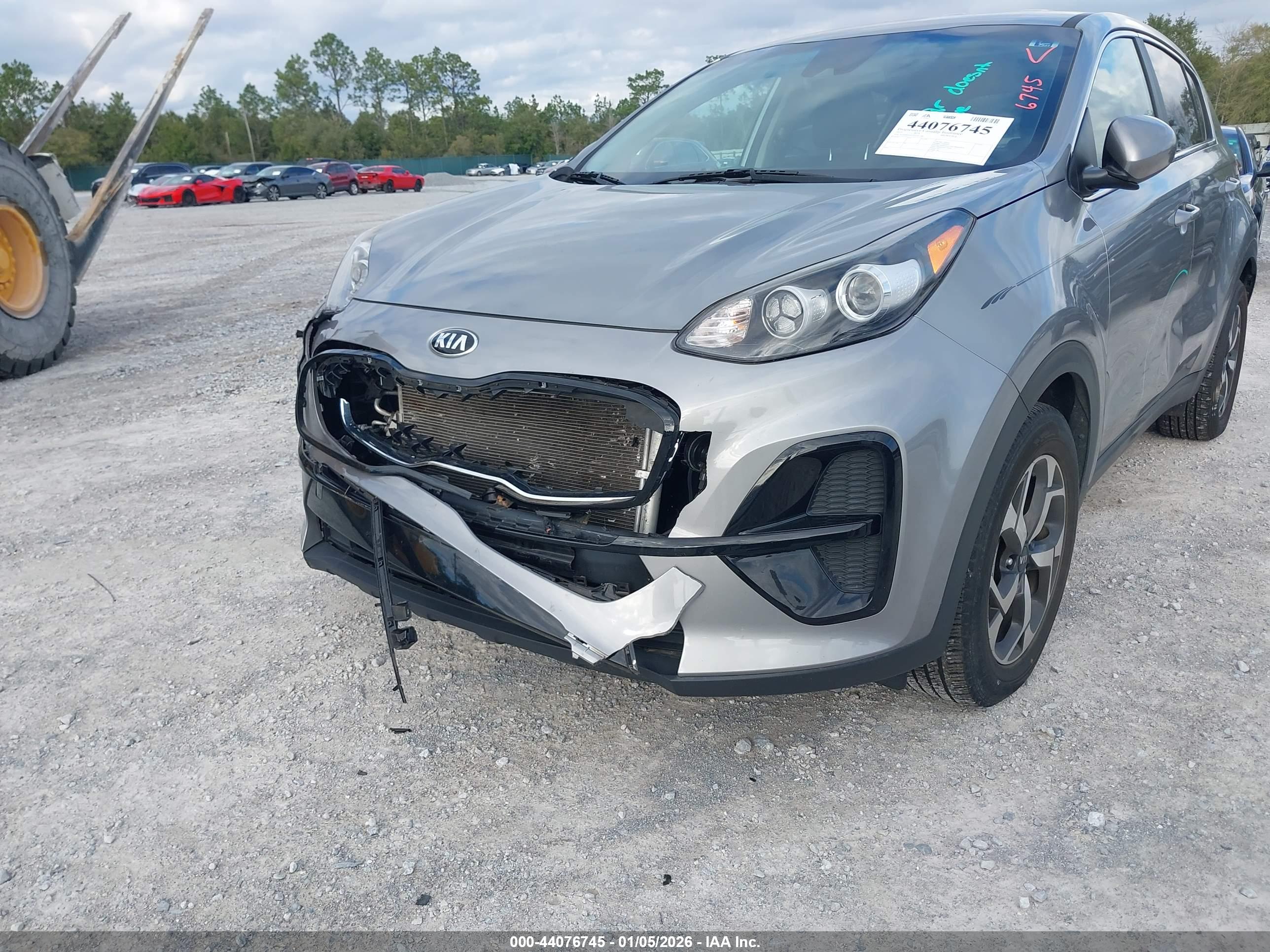 KIA SPORTAGE image 6