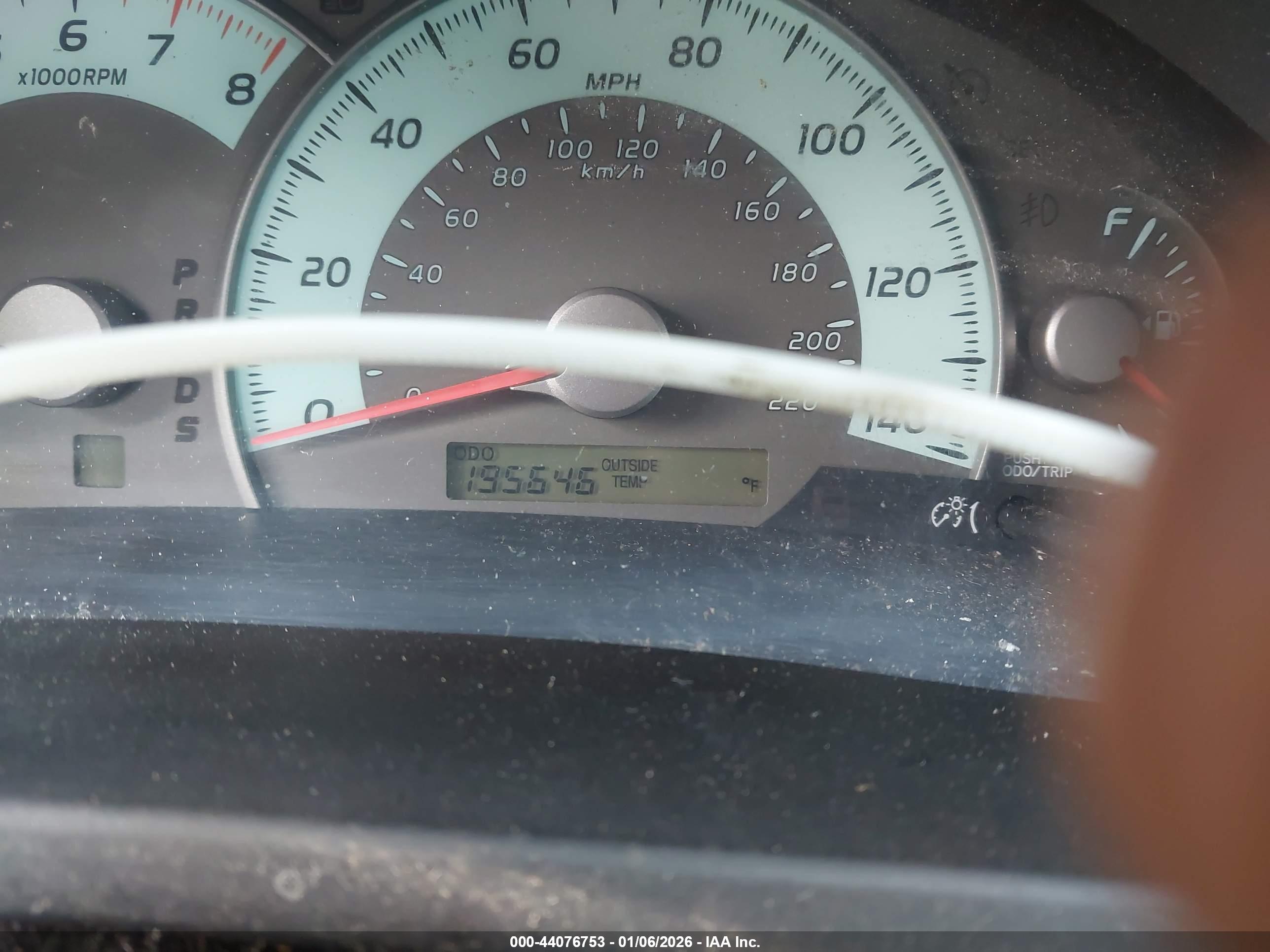 TOYOTA CAMRY image 7
