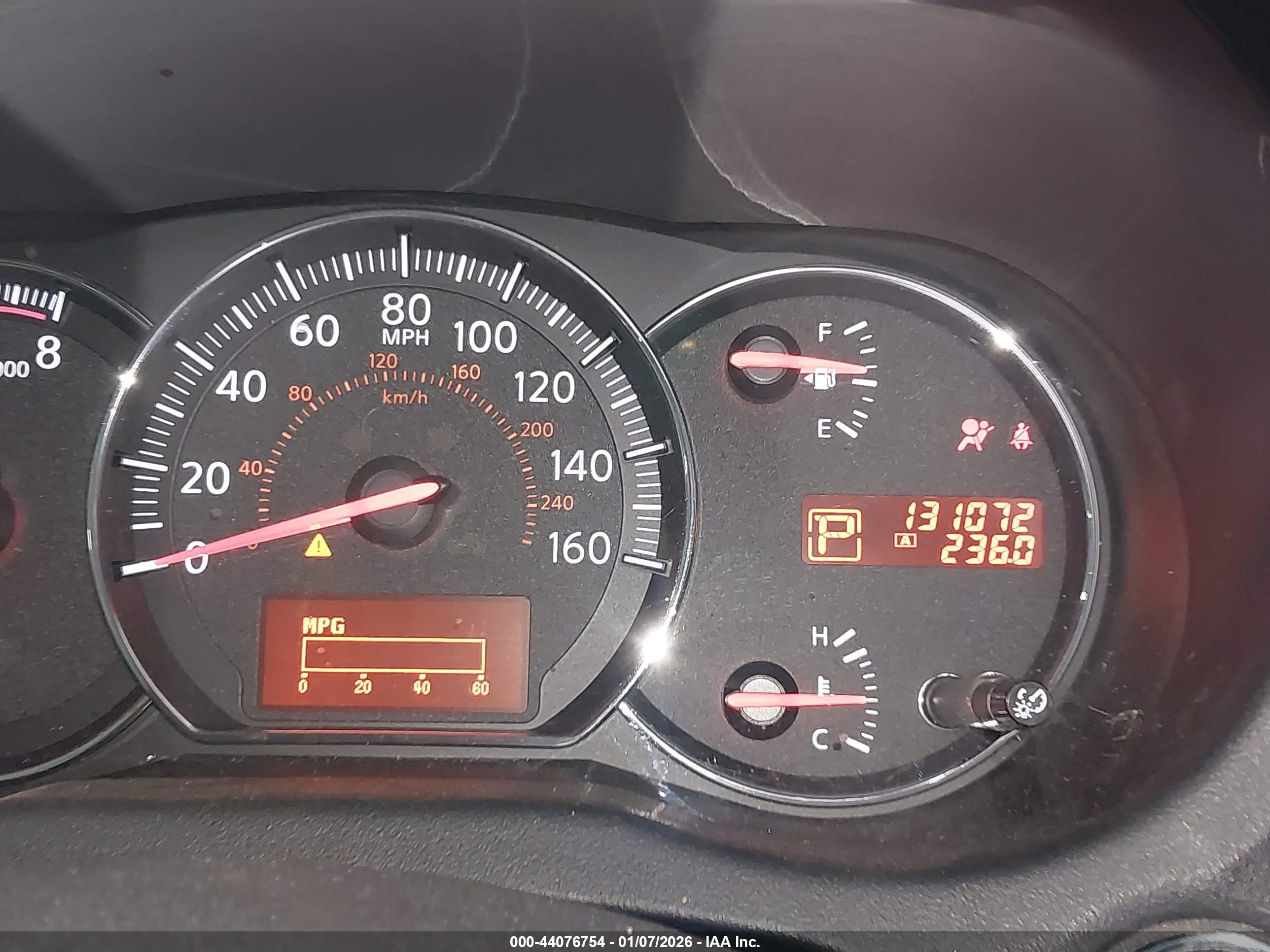 NISSAN MAXIMA image 7
