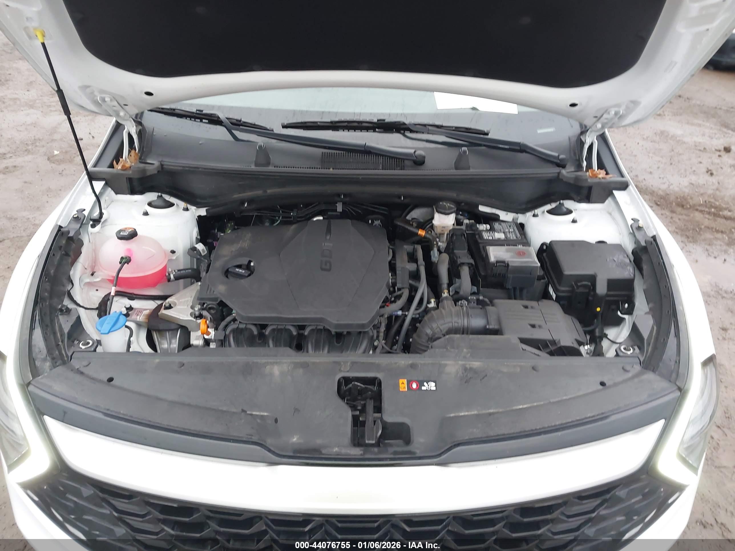 KIA SPORTAGE image 10