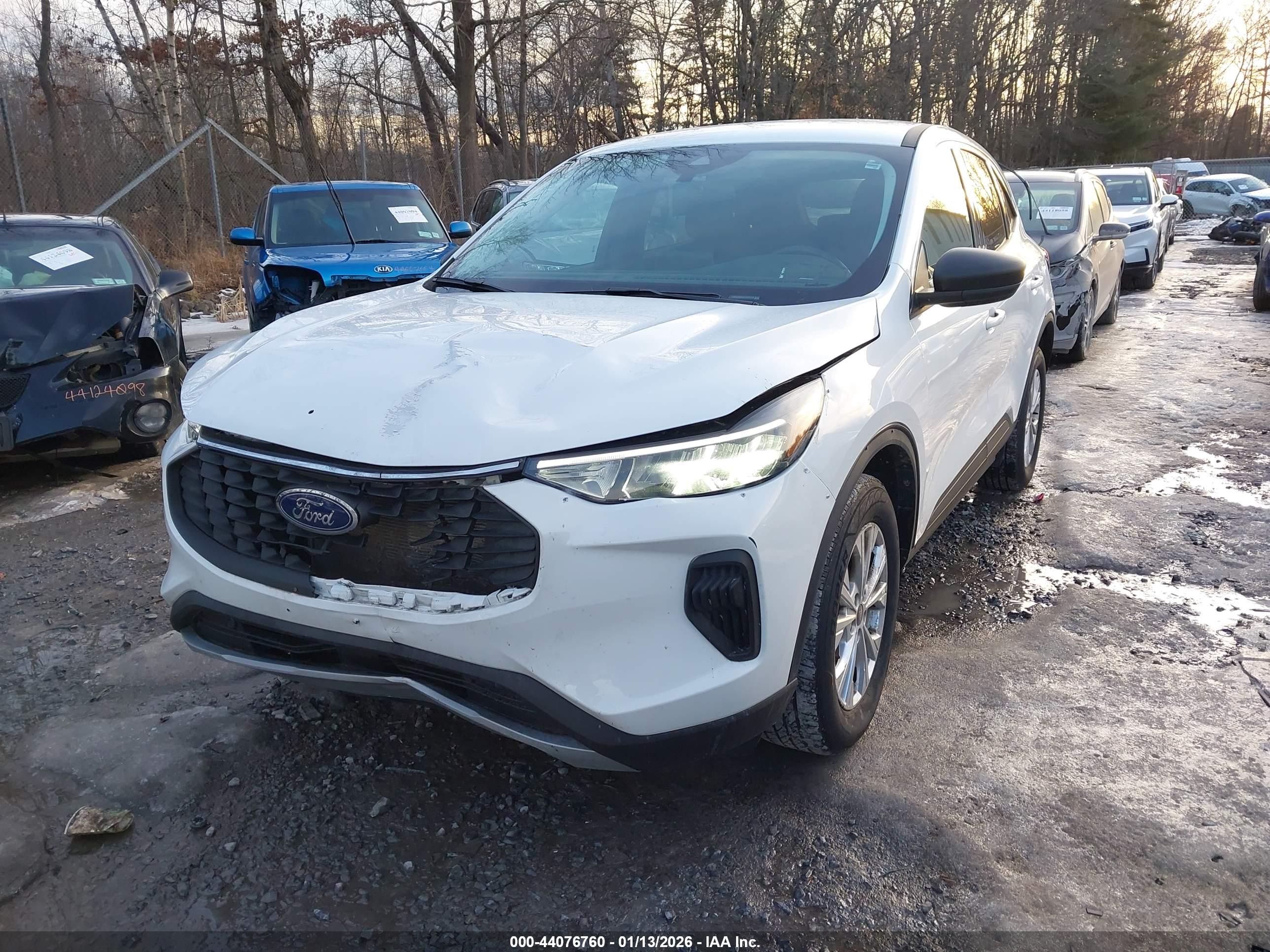 FORD ESCAPE image 6