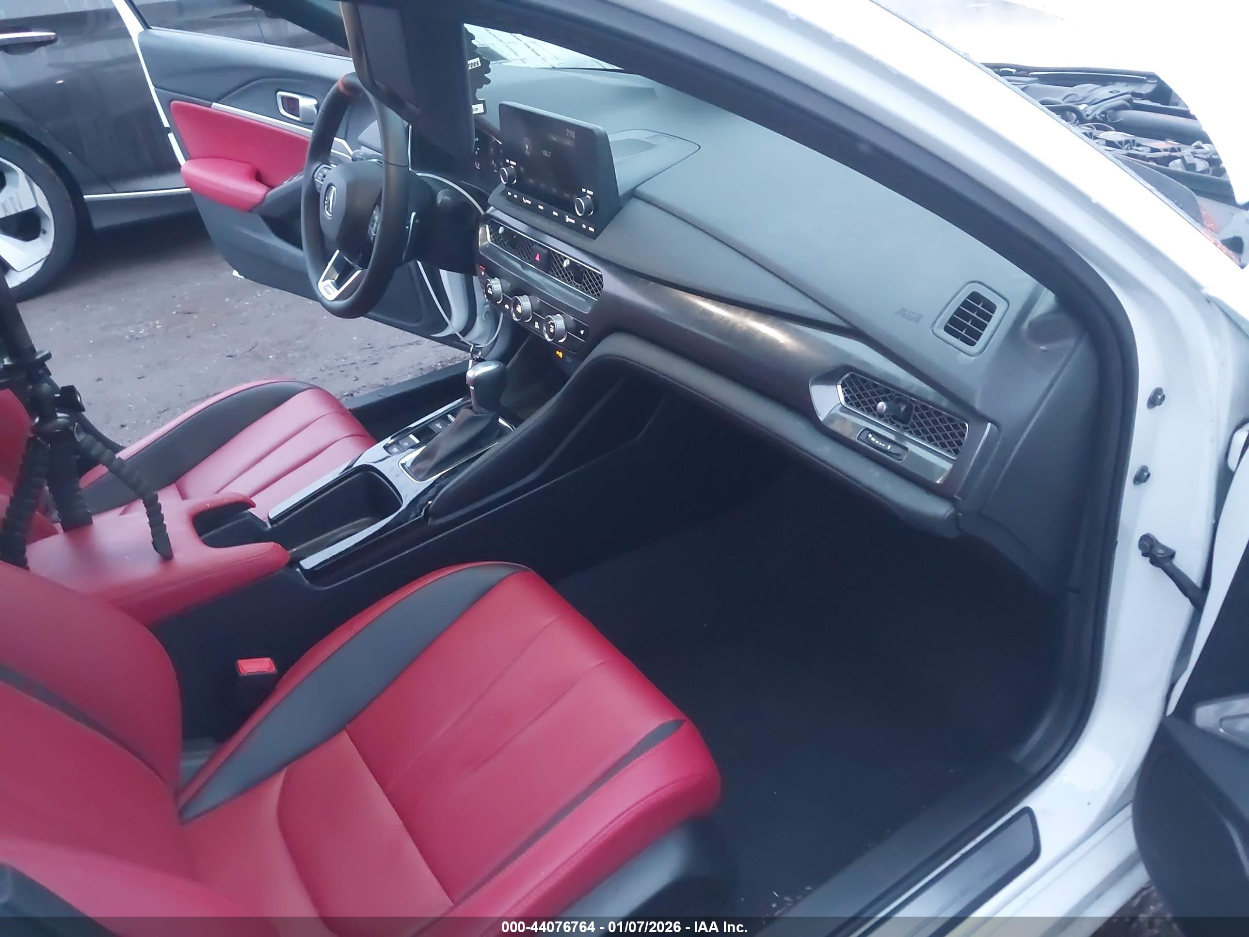ACURA INTEGRA image 5
