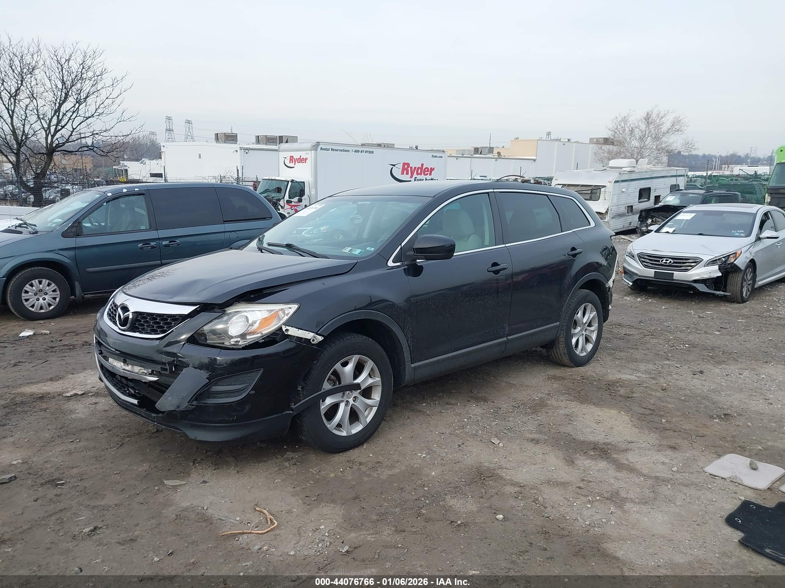 MAZDA CX-9 image 2