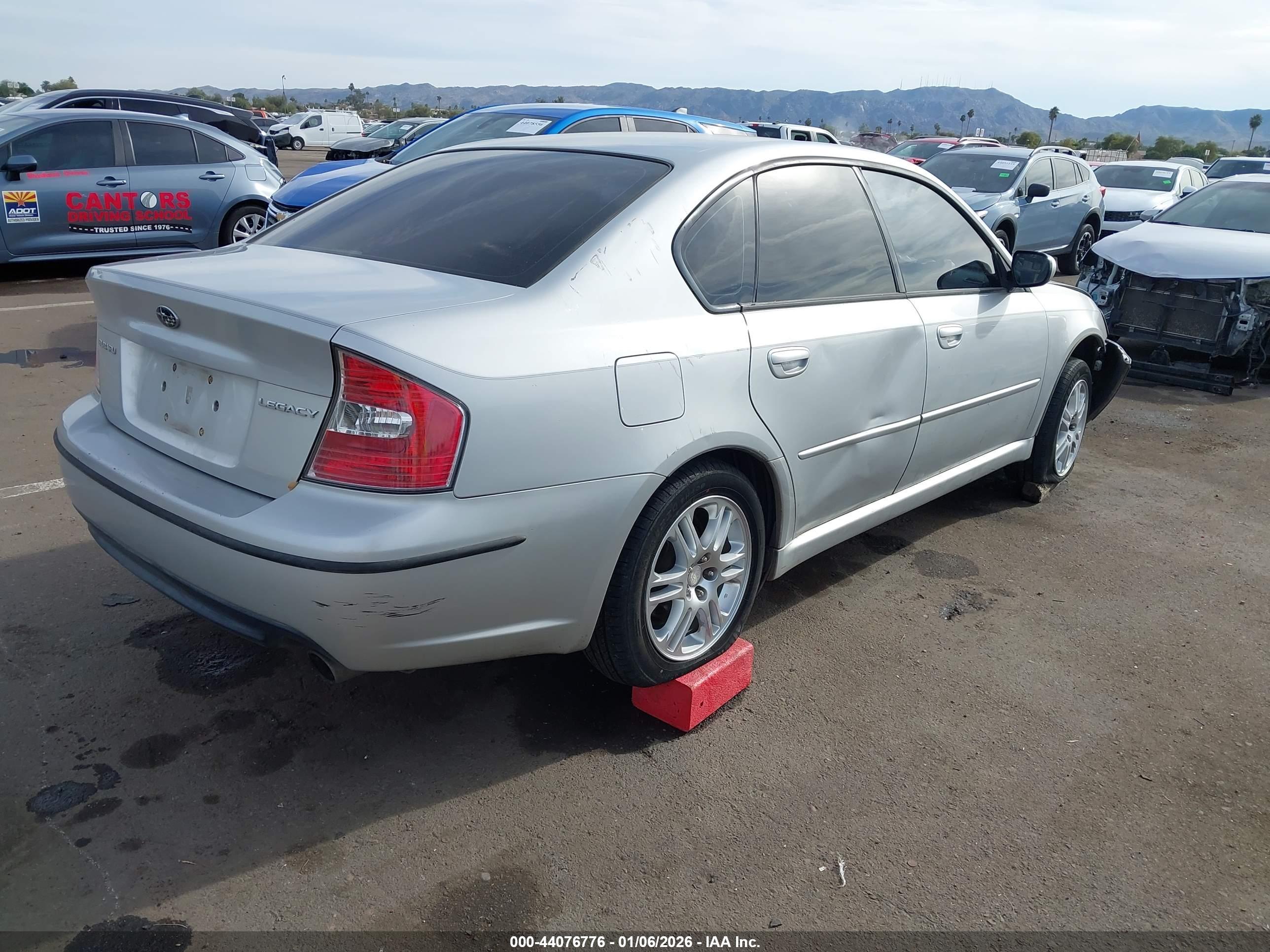 SUBARU LEGACY image 4