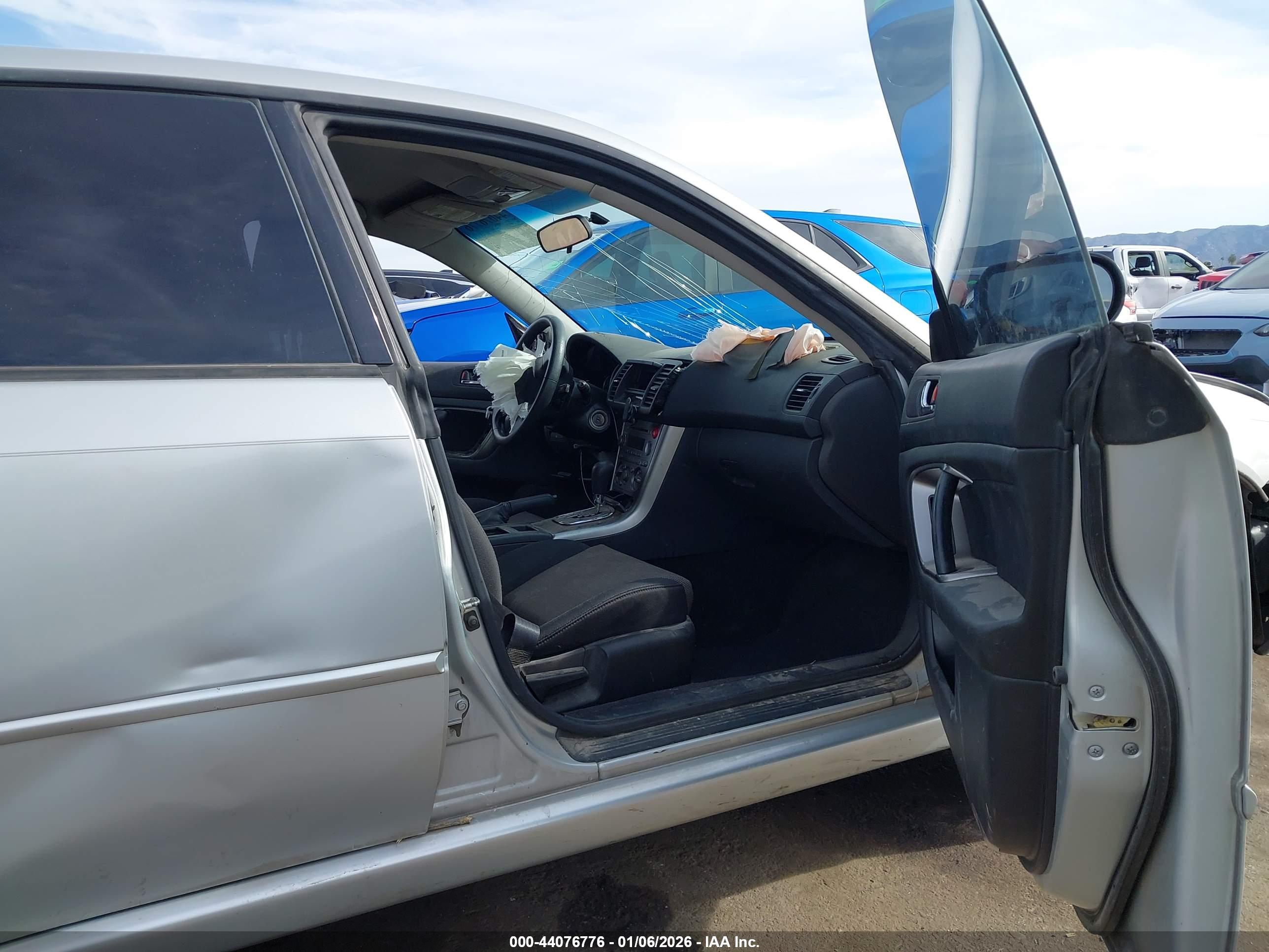 SUBARU LEGACY image 5