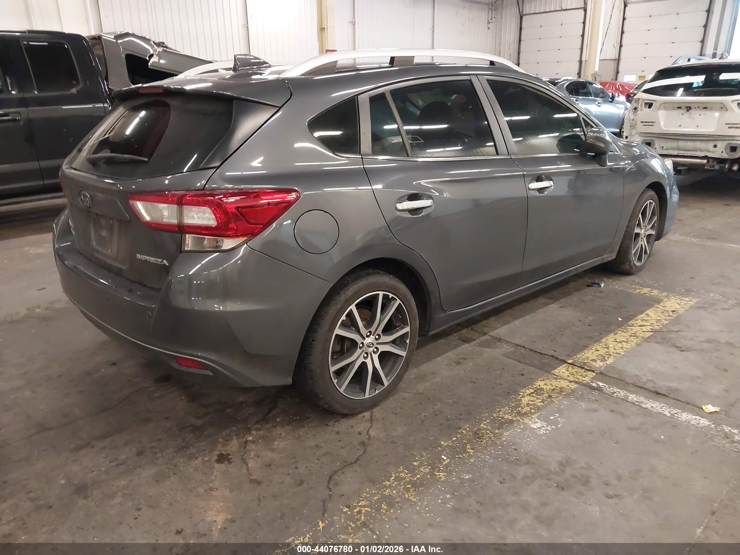 SUBARU IMPREZA image 4