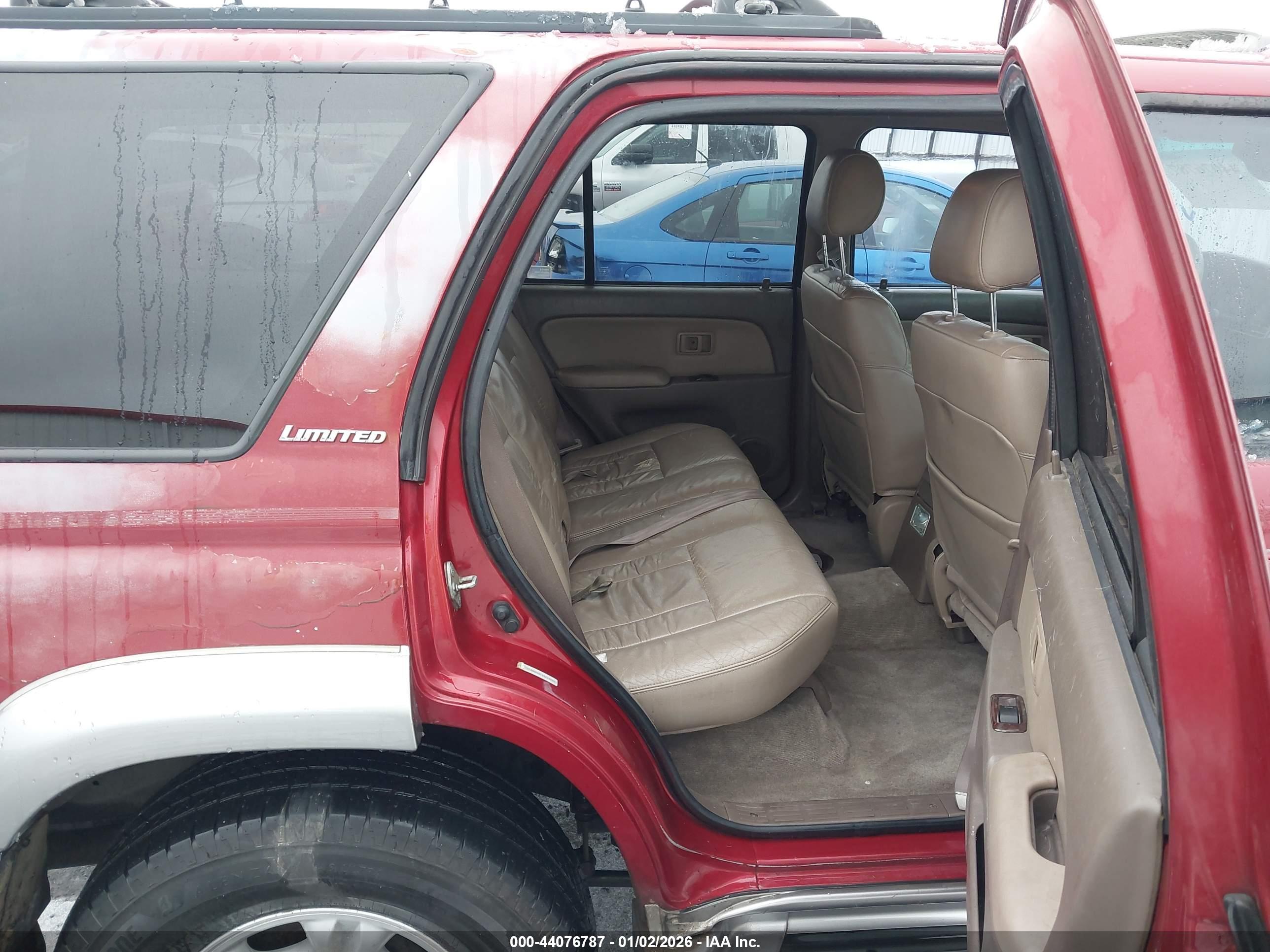 TOYOTA 4RUNNER image 8