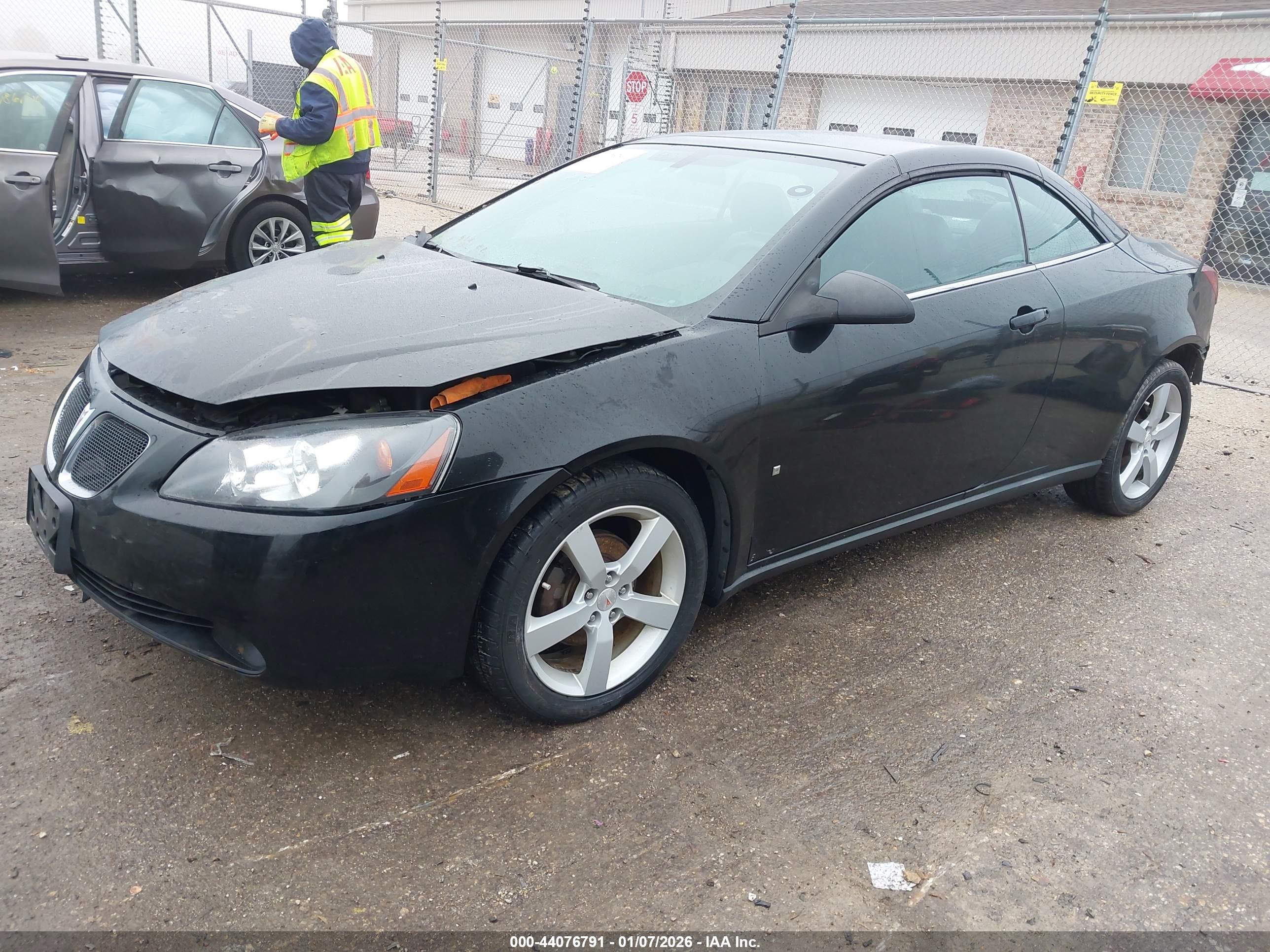 PONTIAC G6 image 2
