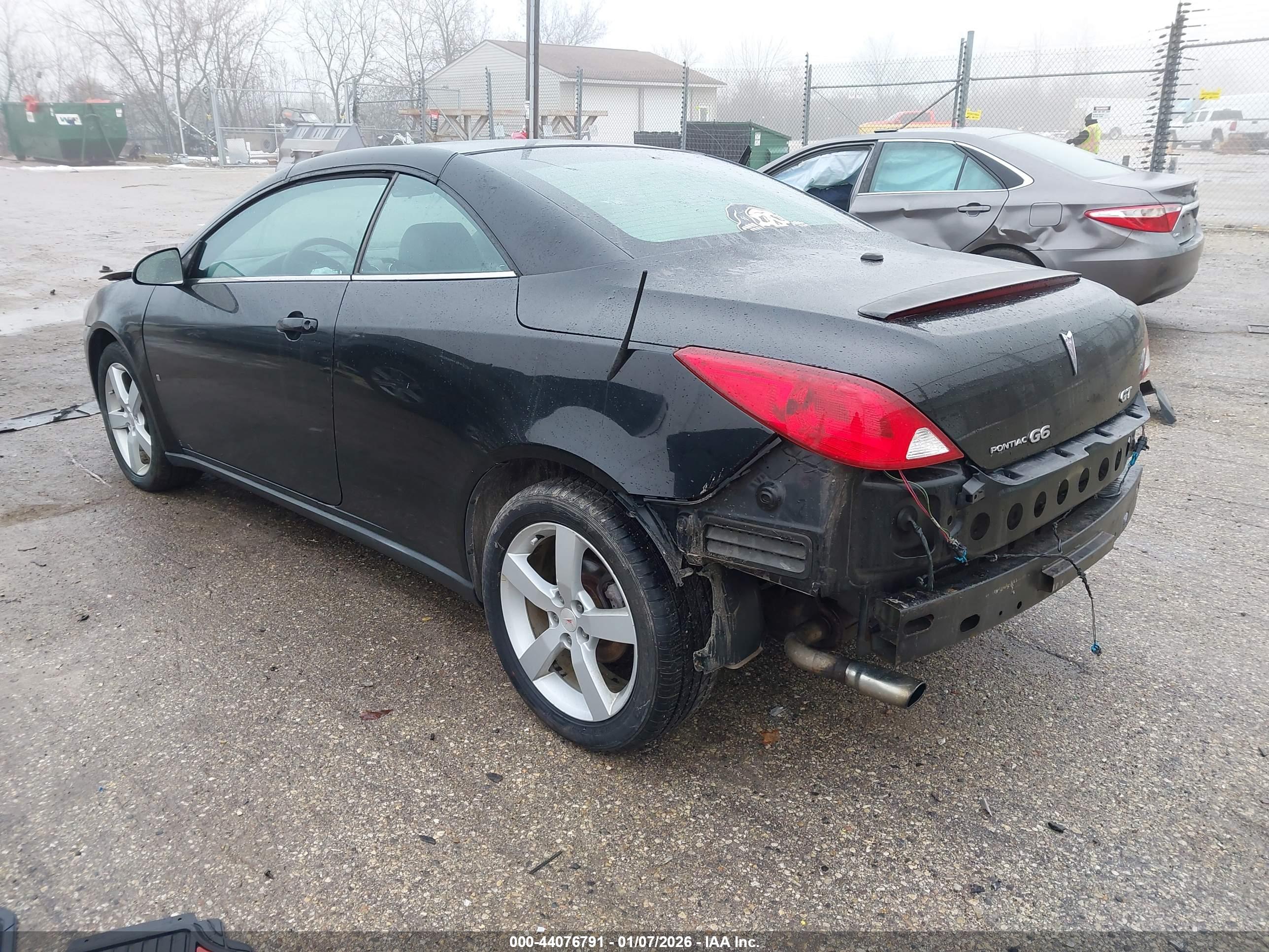 PONTIAC G6 image 3