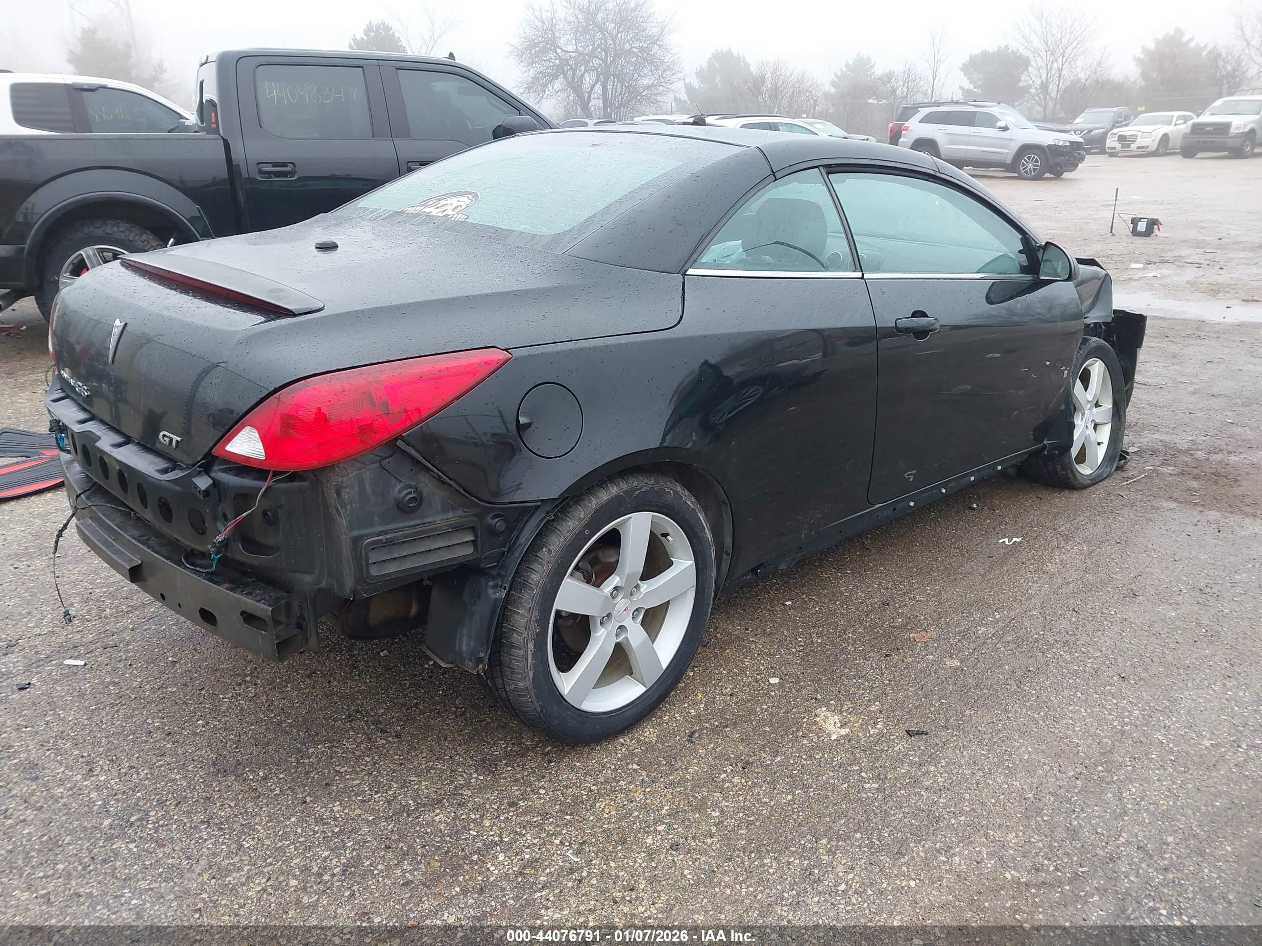 PONTIAC G6 image 4