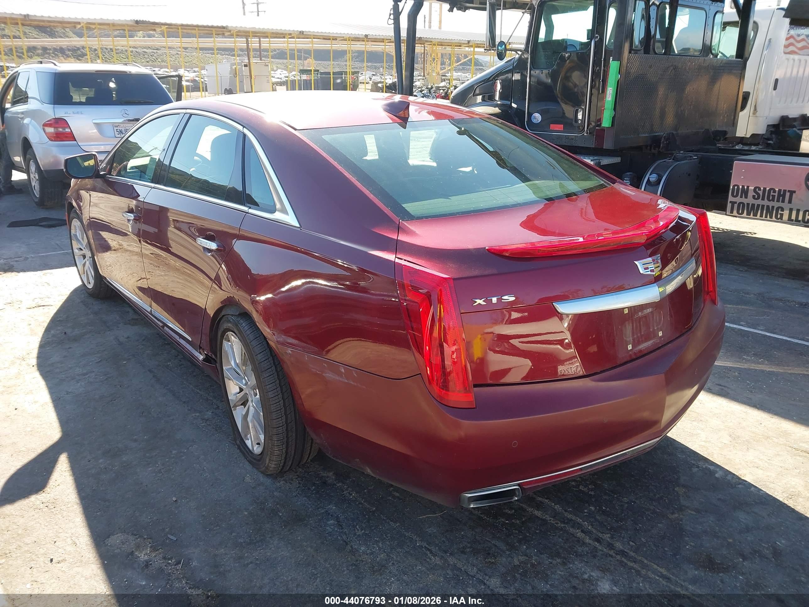CADILLAC XTS image 3