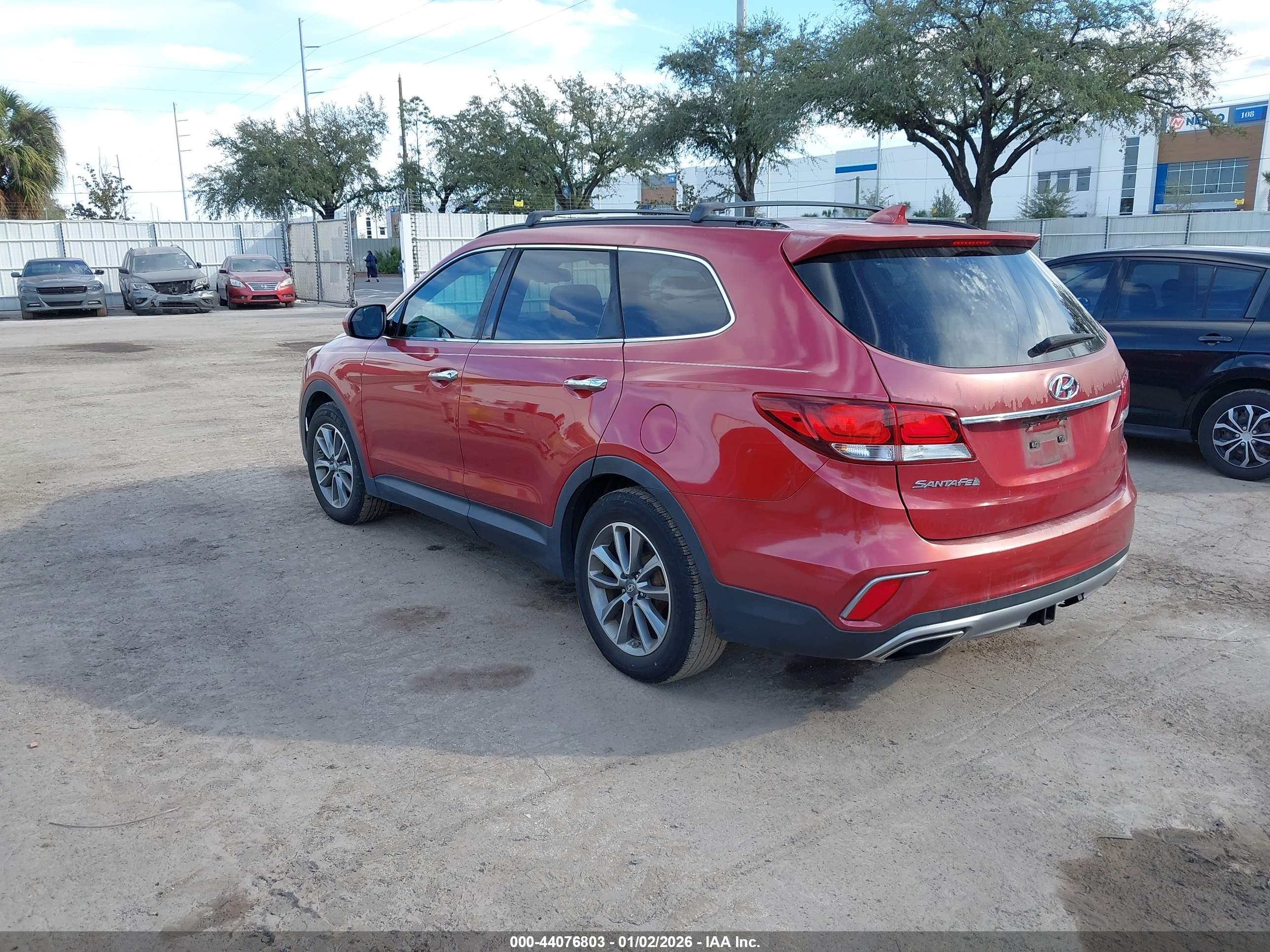 HYUNDAI SANTA image 3
