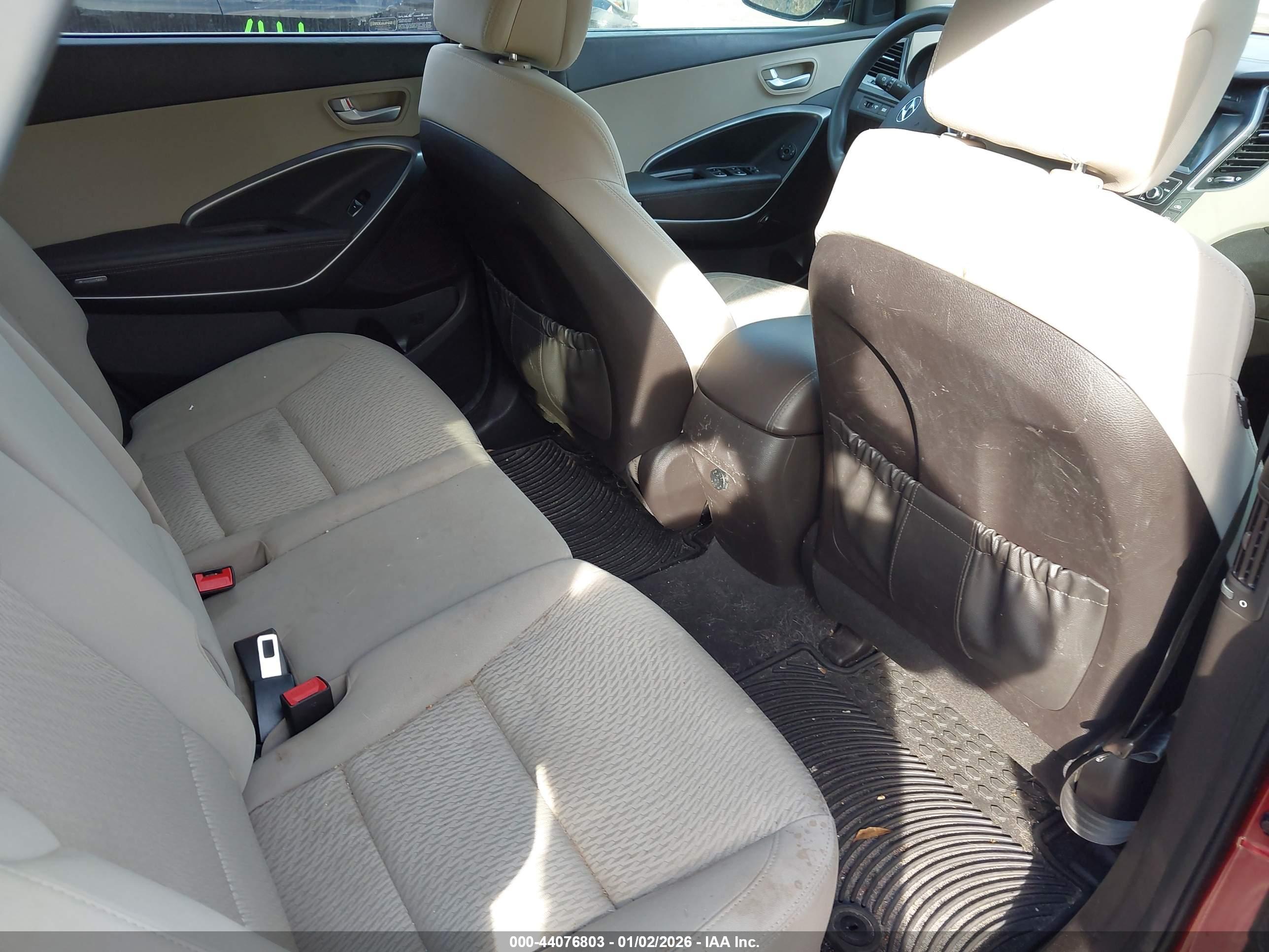 HYUNDAI SANTA image 8