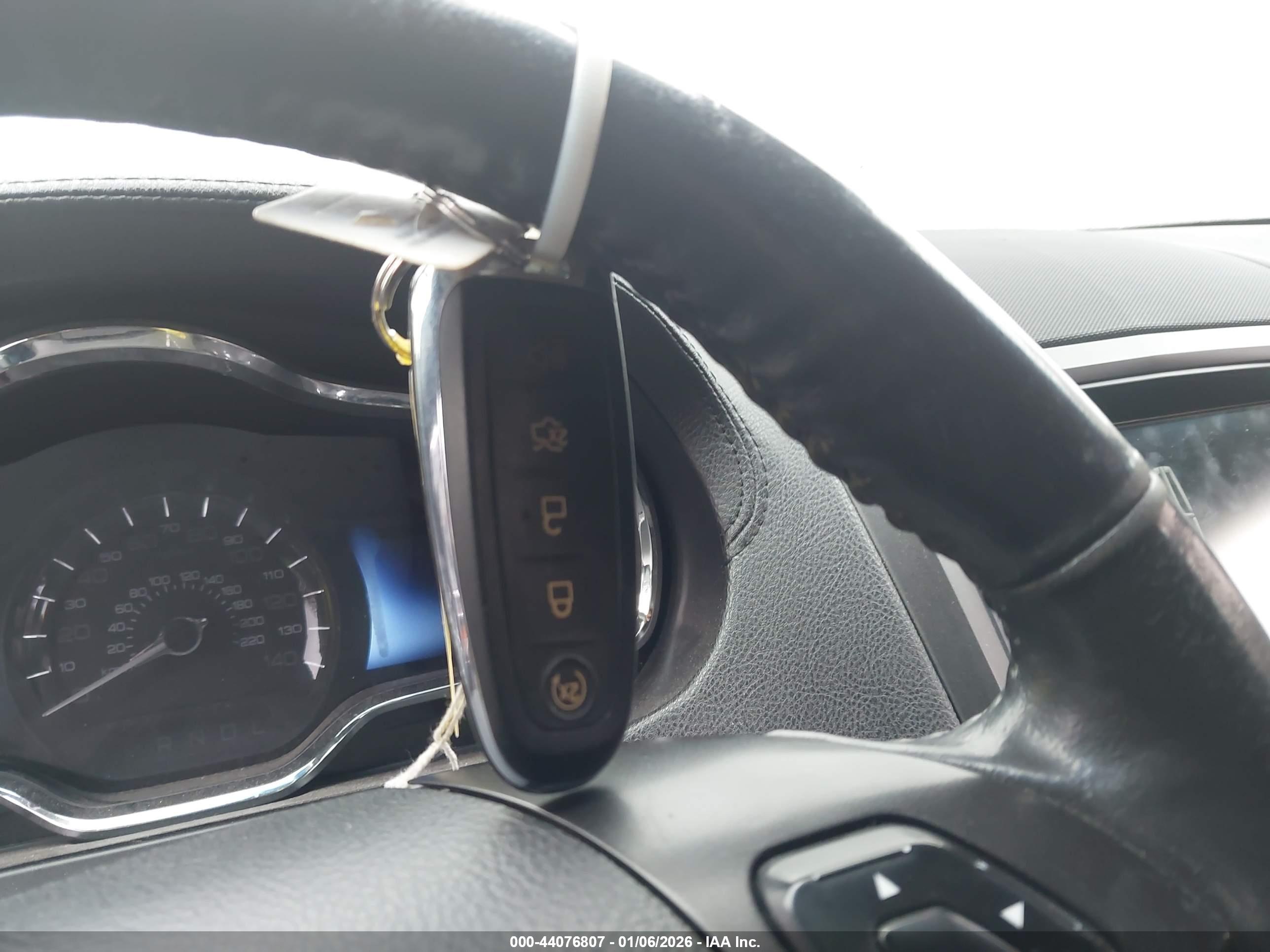LINCOLN MKT image 11