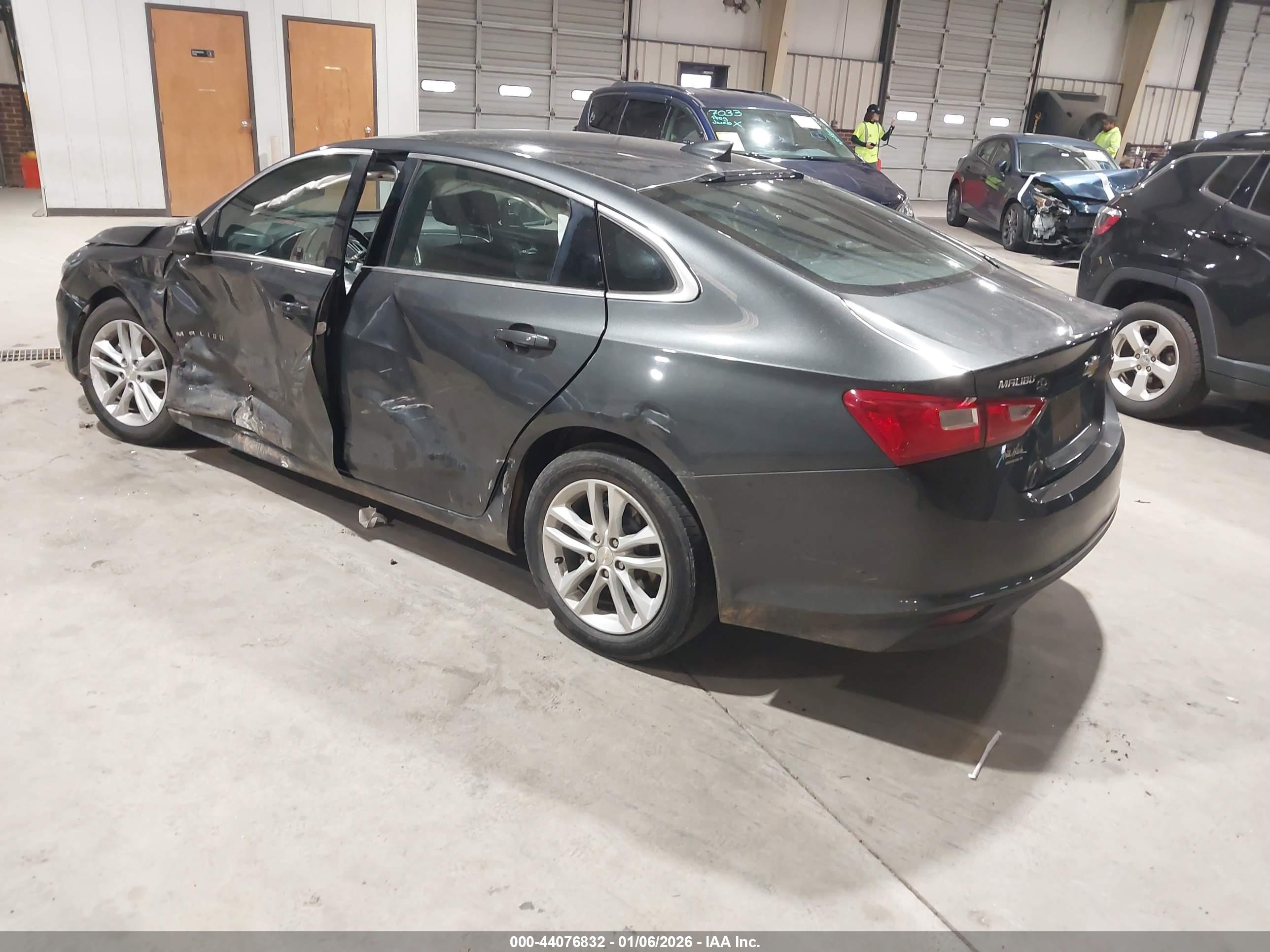 CHEVROLET MALIBU image 3