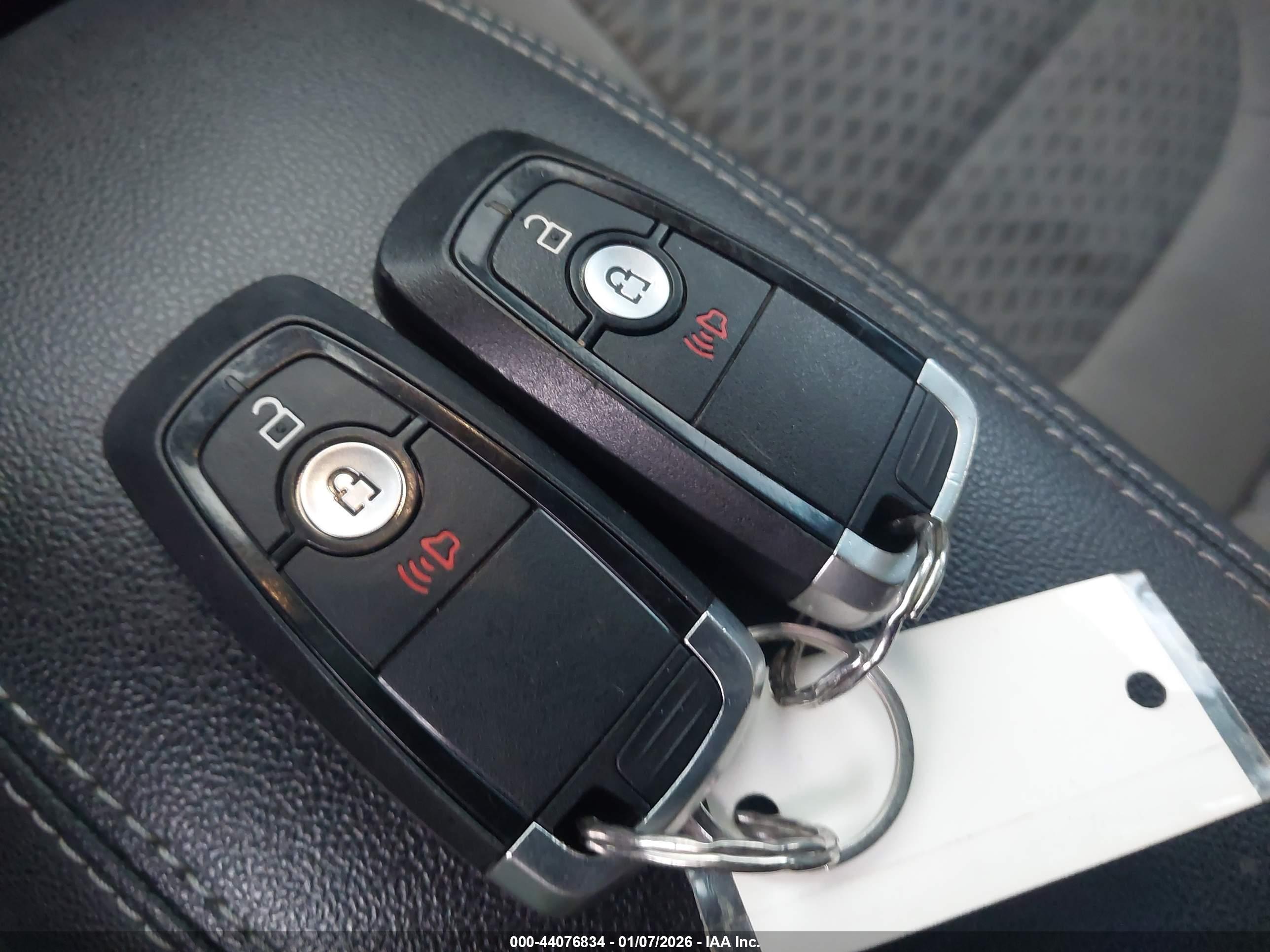 FORD ESCAPE image 11
