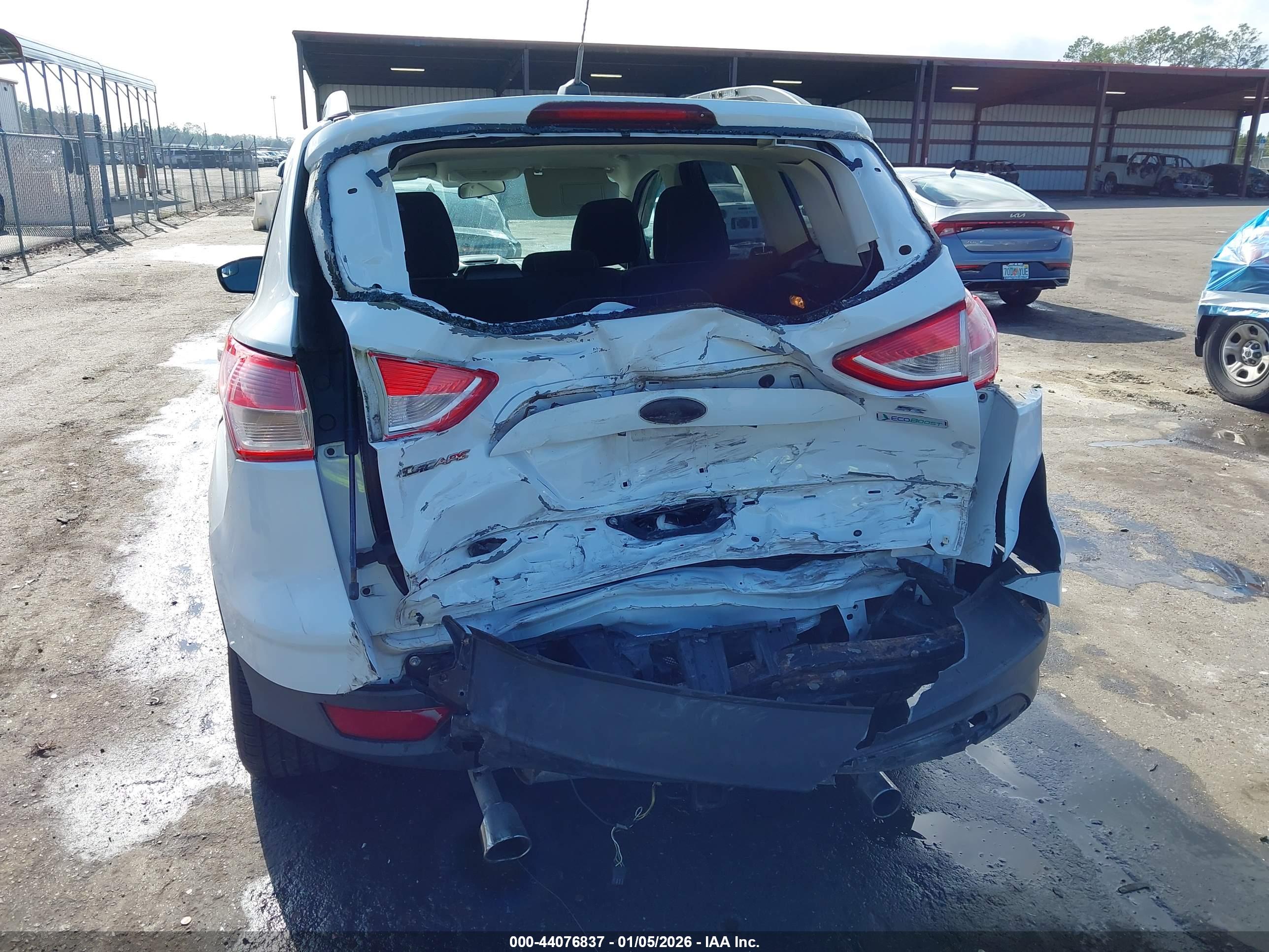 FORD ESCAPE image 6