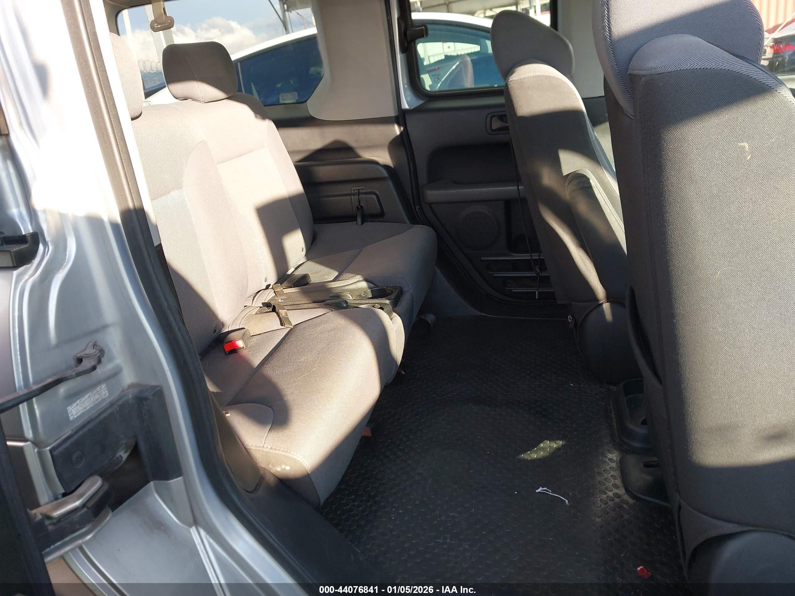 HONDA ELEMENT image 8