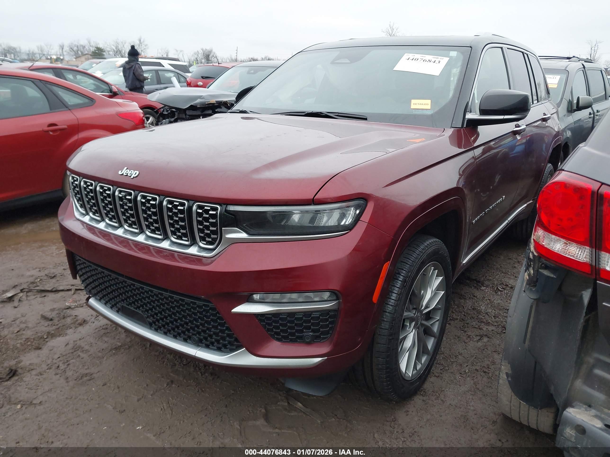JEEP GRAND image 2