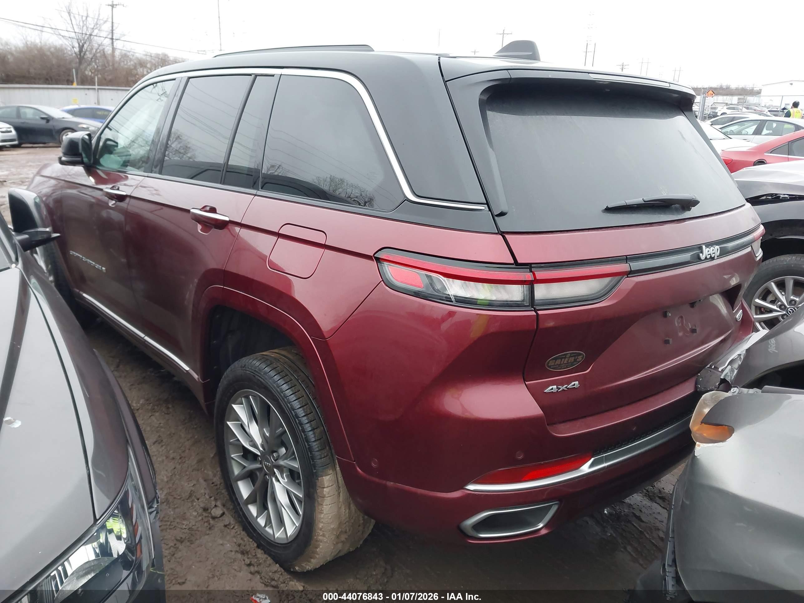 JEEP GRAND image 3