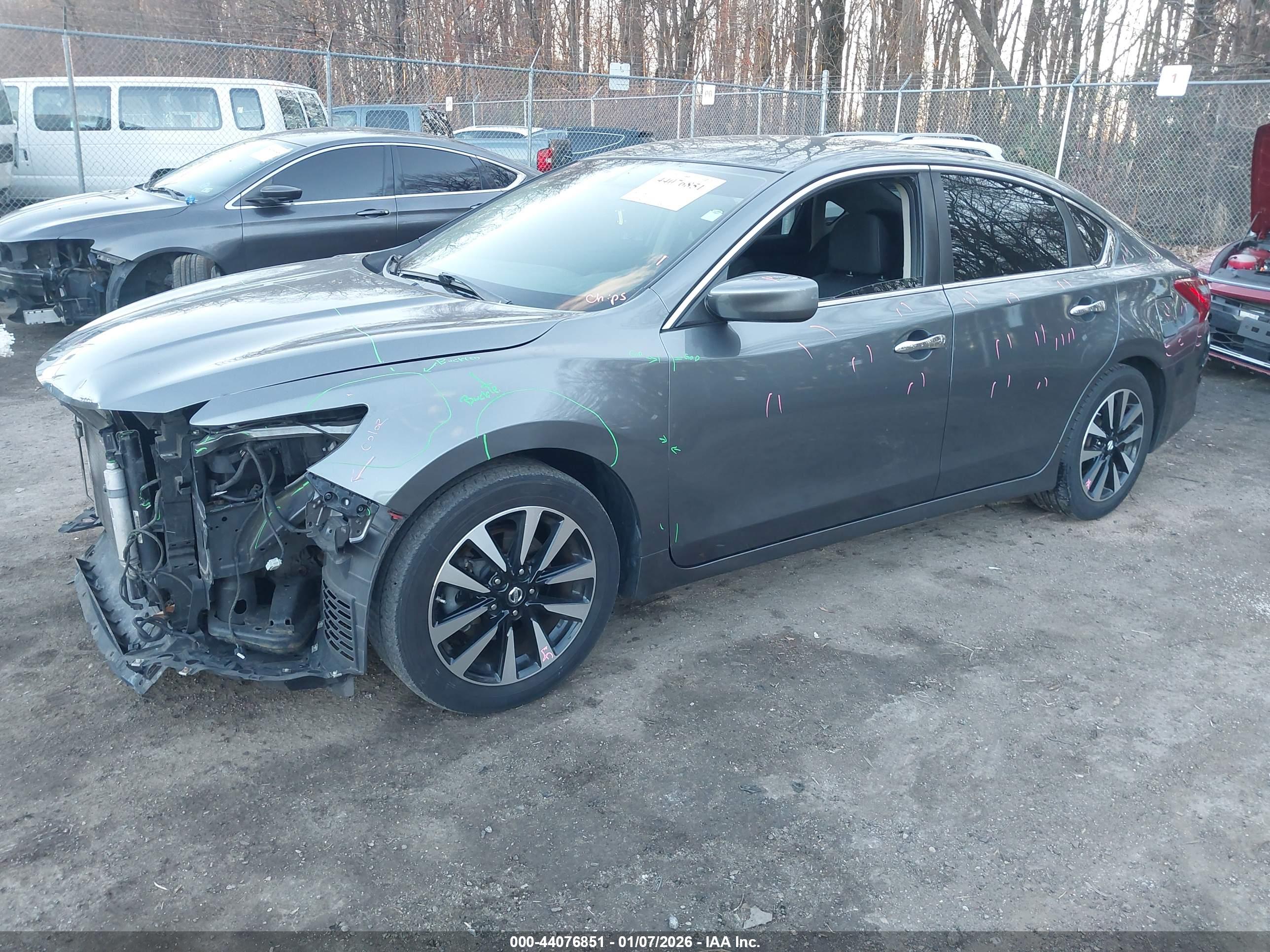 NISSAN ALTIMA image 2