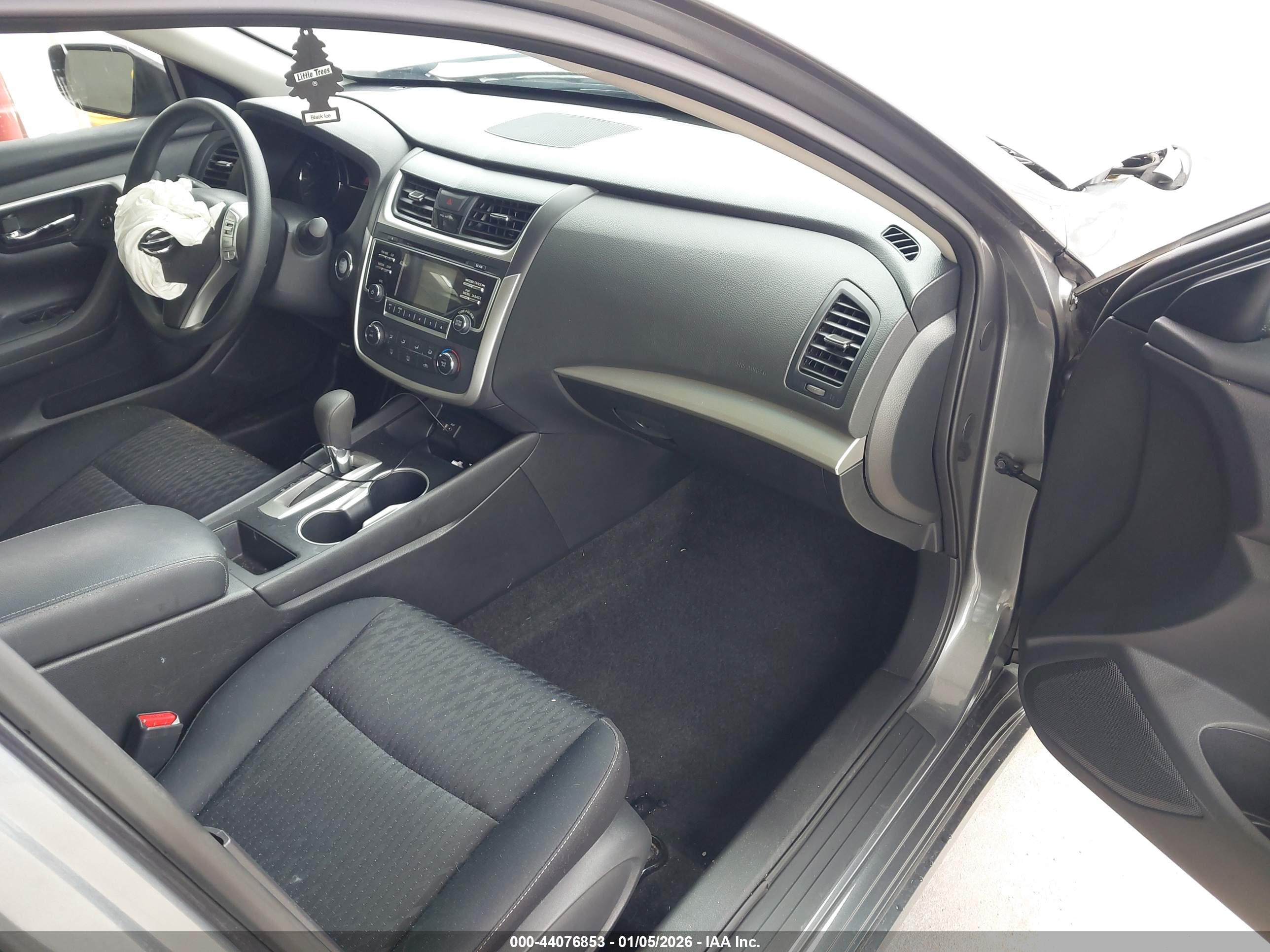 NISSAN ALTIMA image 5