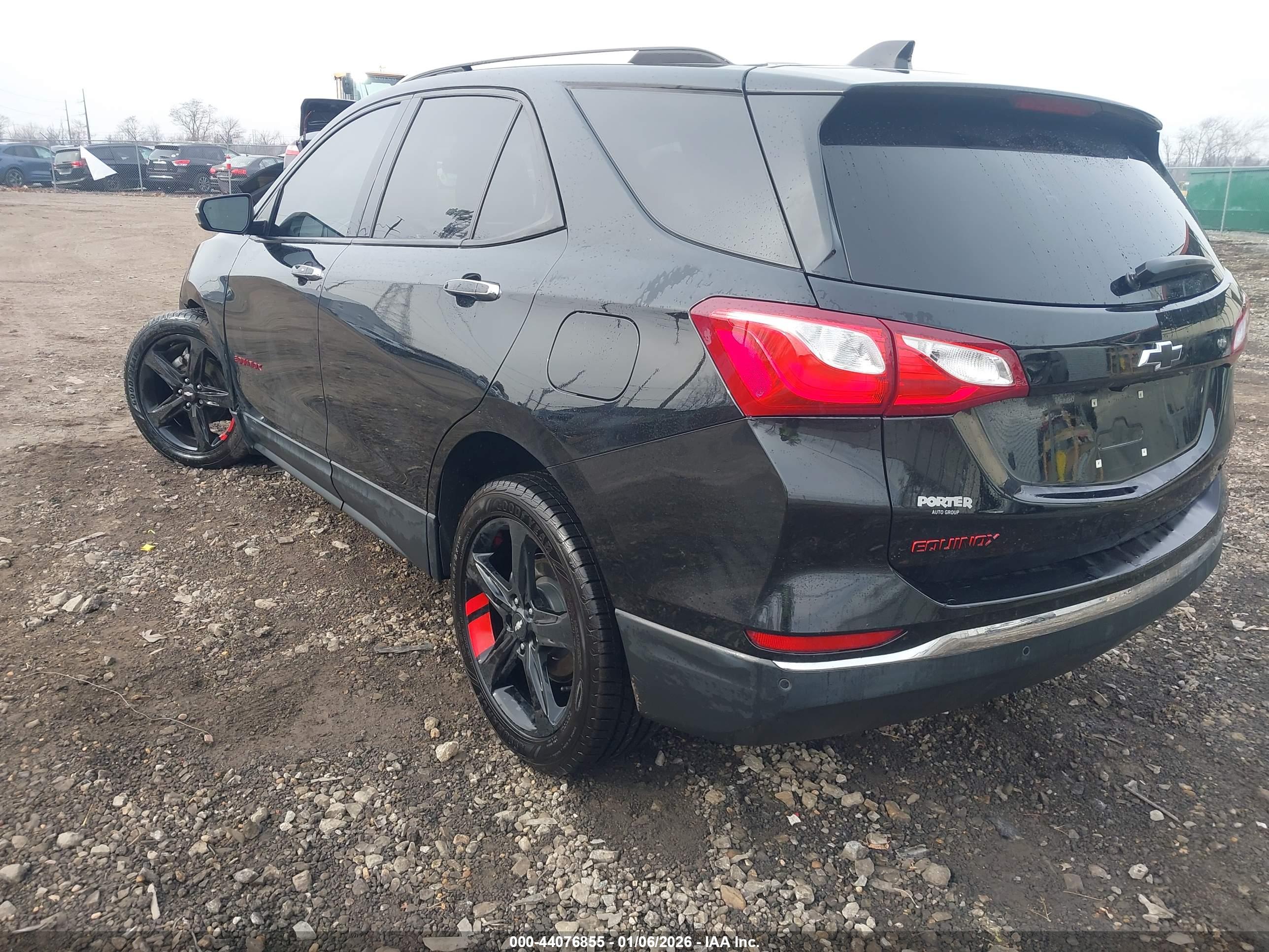 CHEVROLET EQUINOX image 3