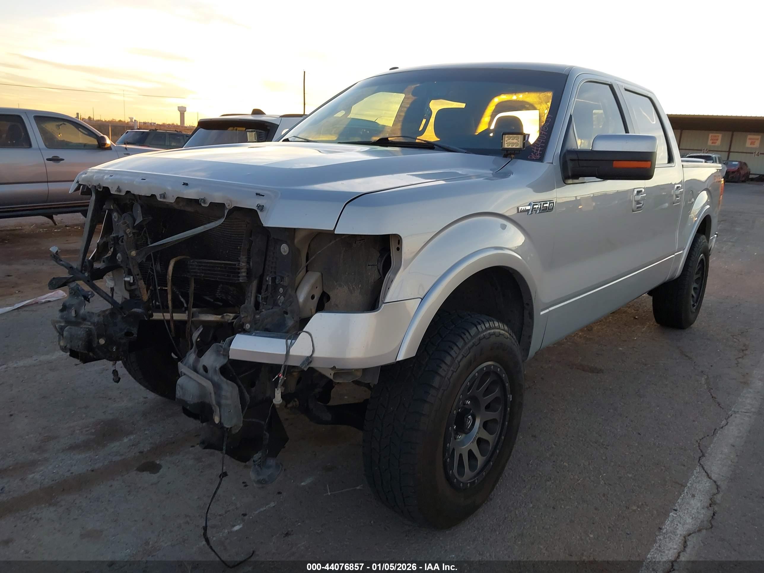 FORD F-150 image 2