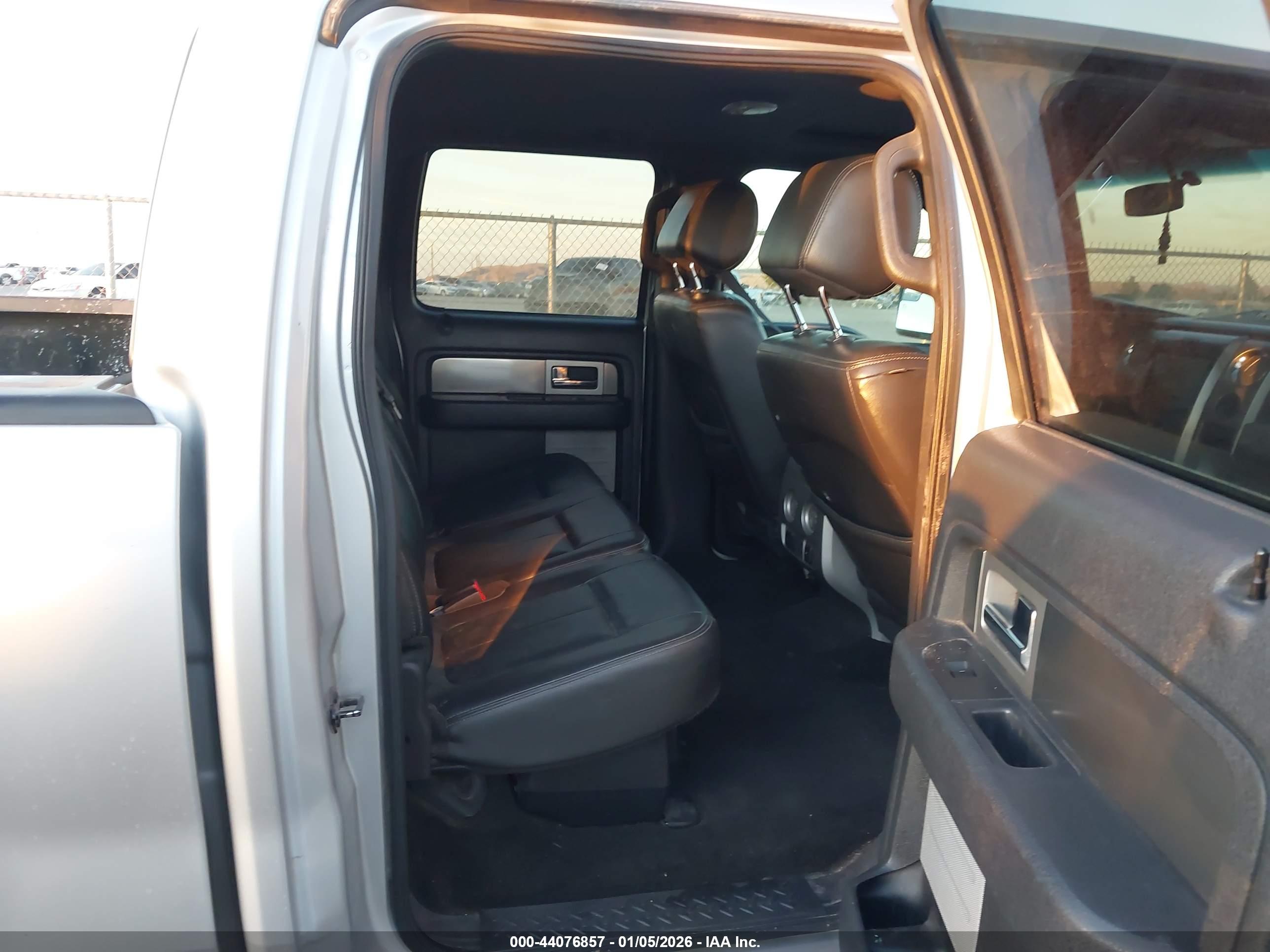 FORD F-150 image 8