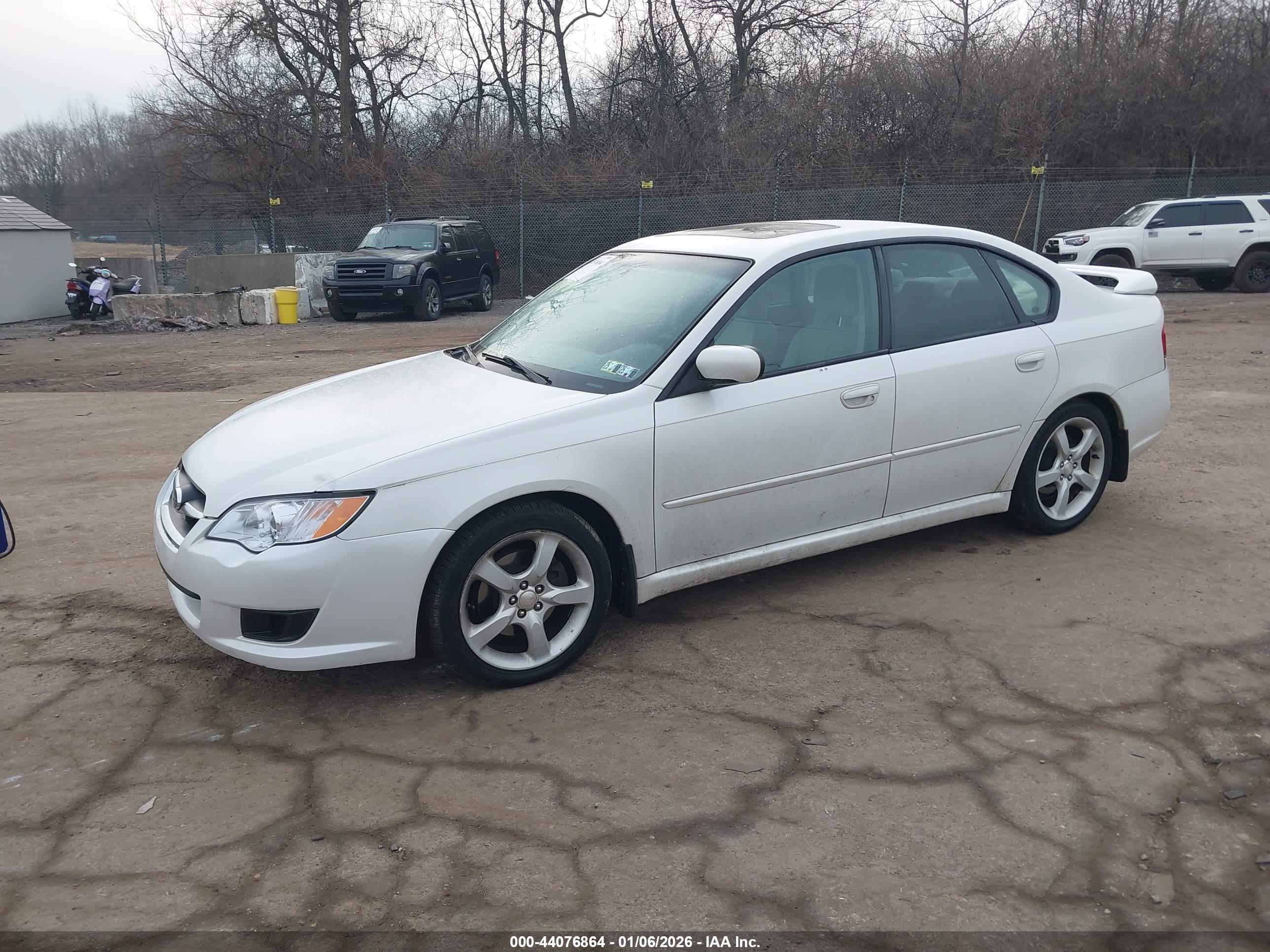 SUBARU LEGACY image 2