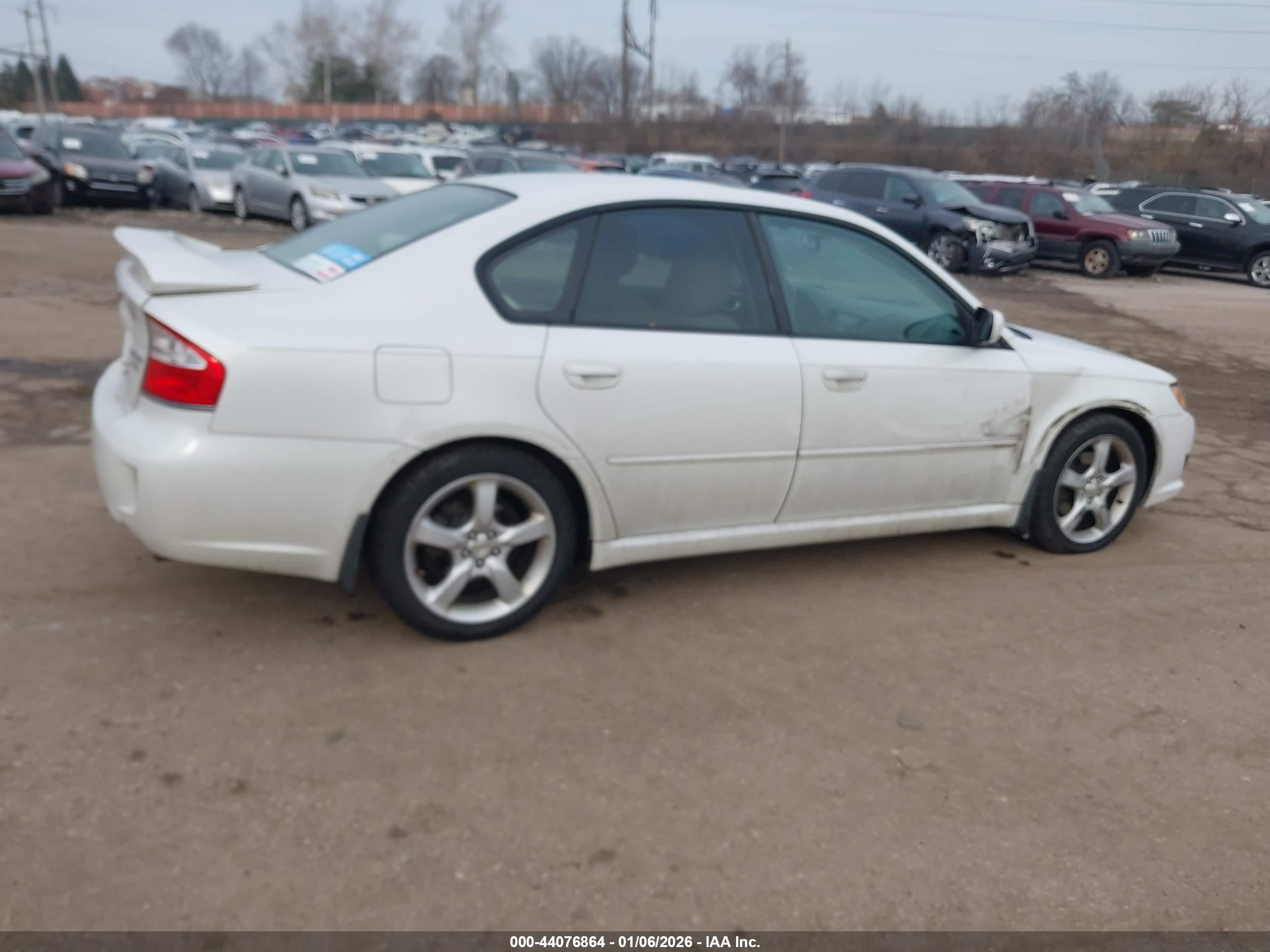 SUBARU LEGACY image 4