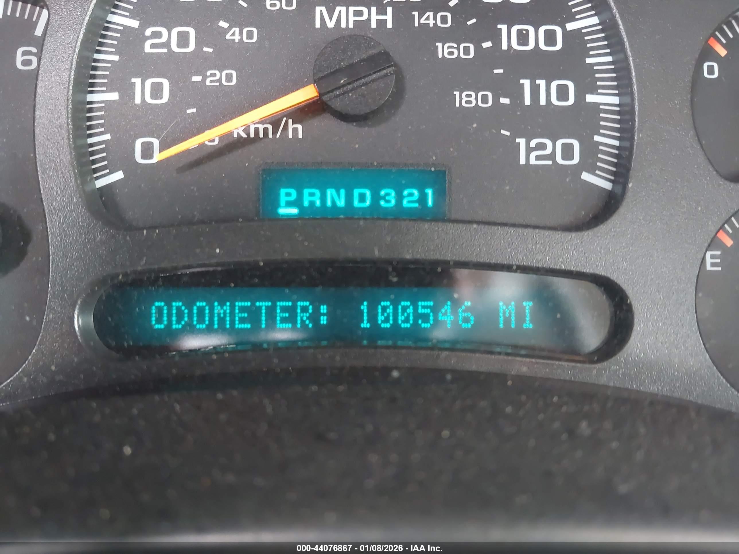 CHEVROLET SILVERADO image 7