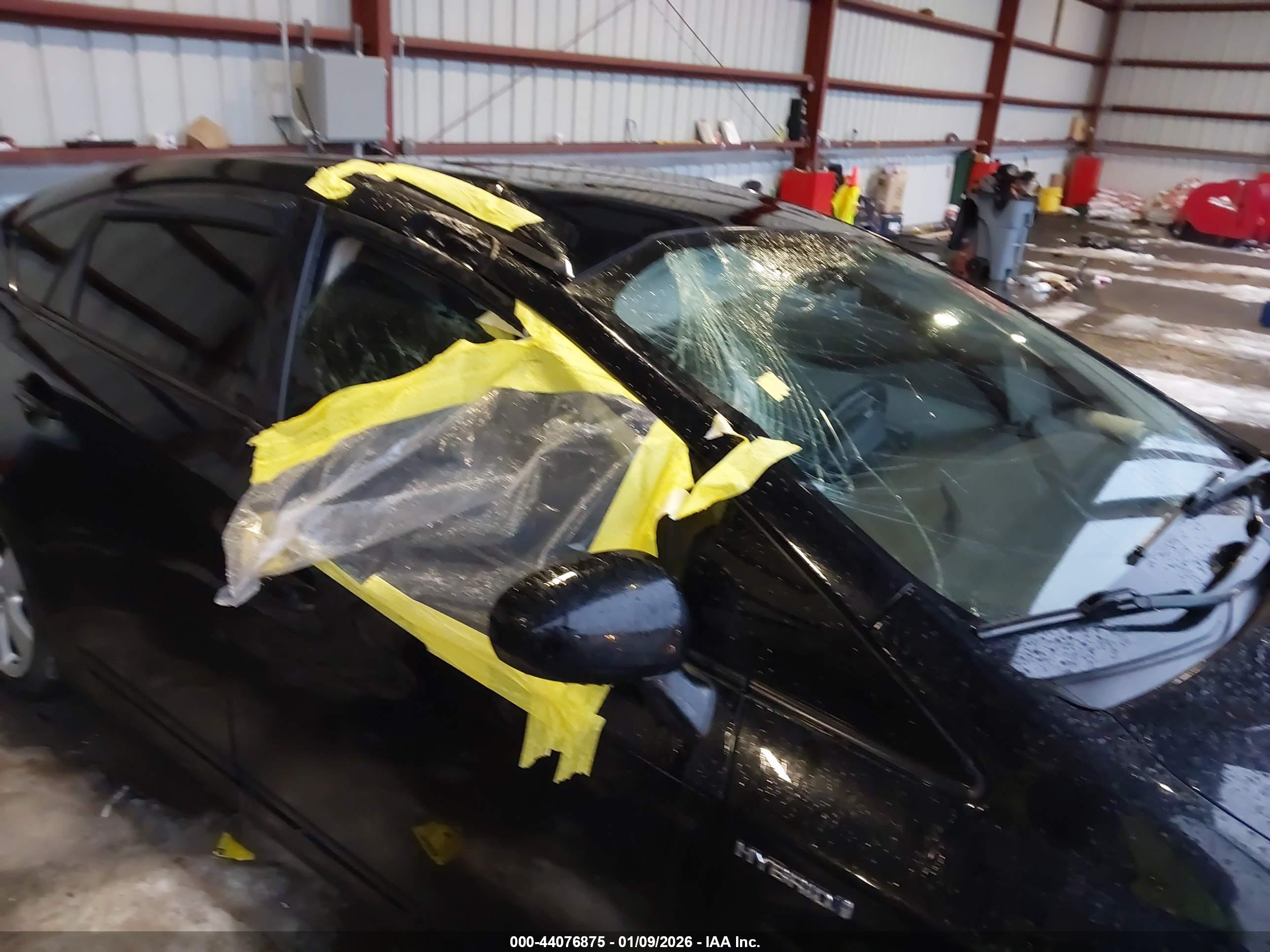 TOYOTA PRIUS image 6