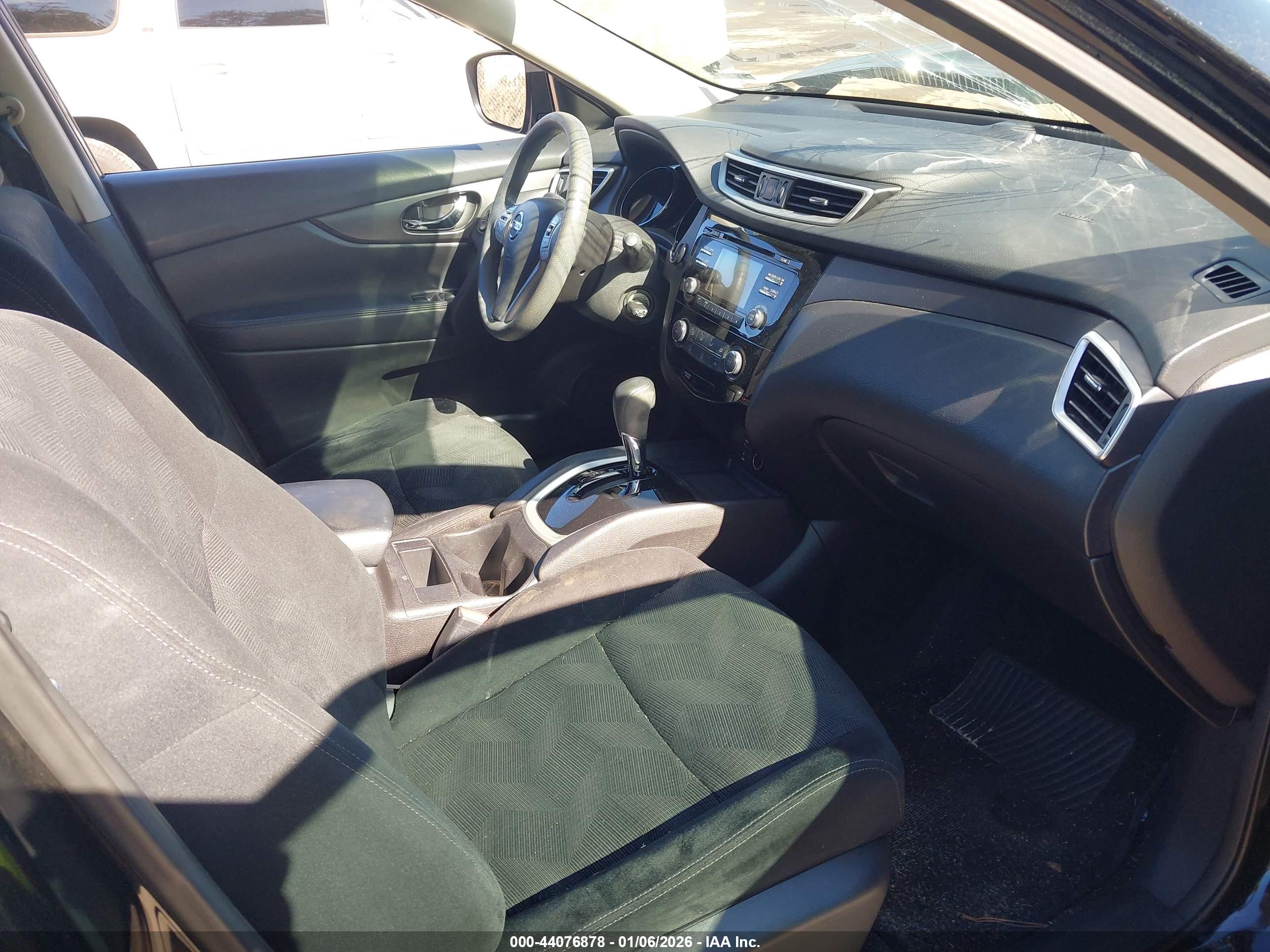 NISSAN ROGUE image 5