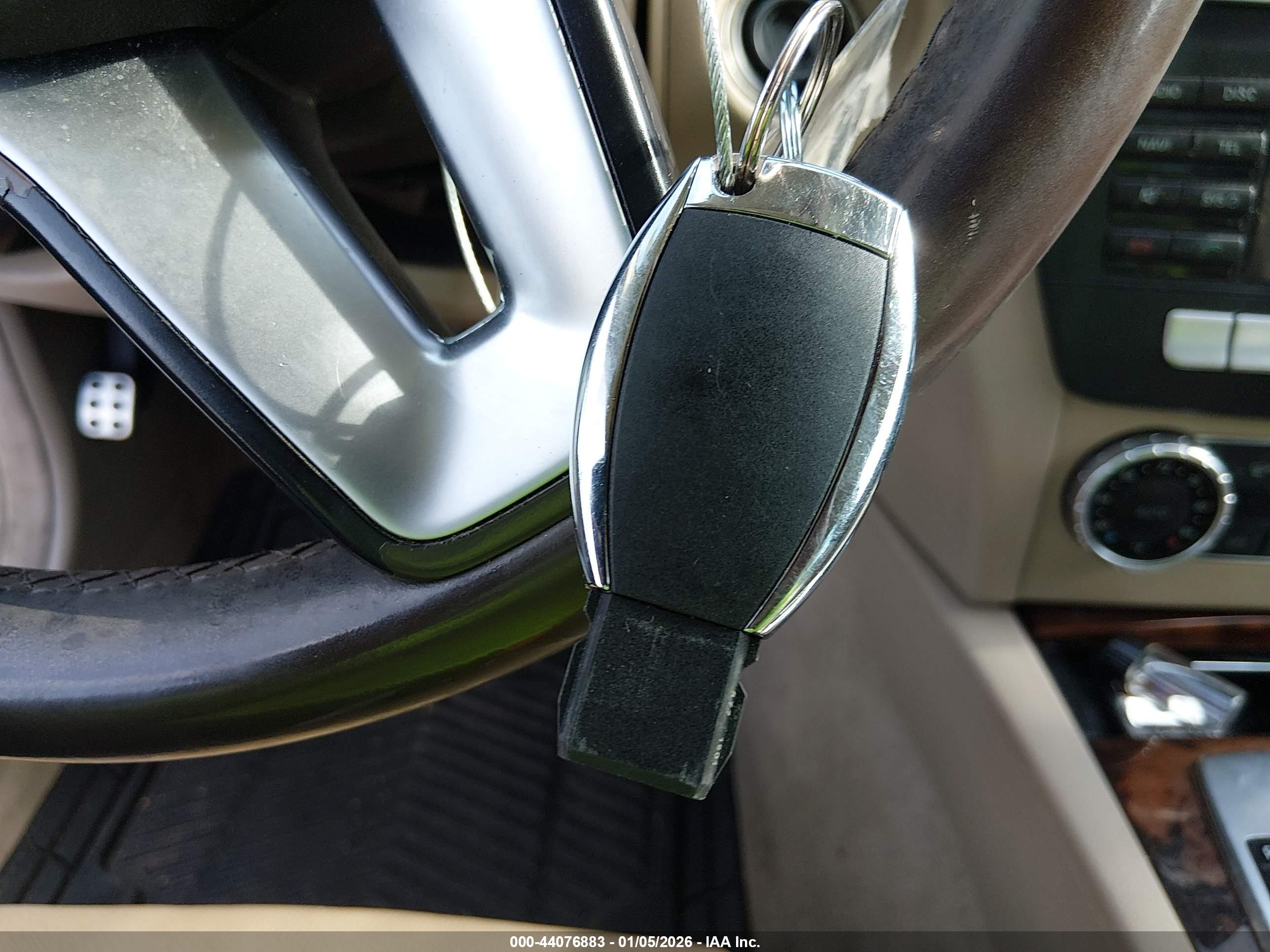 MERCEDES-BENZ C image 11