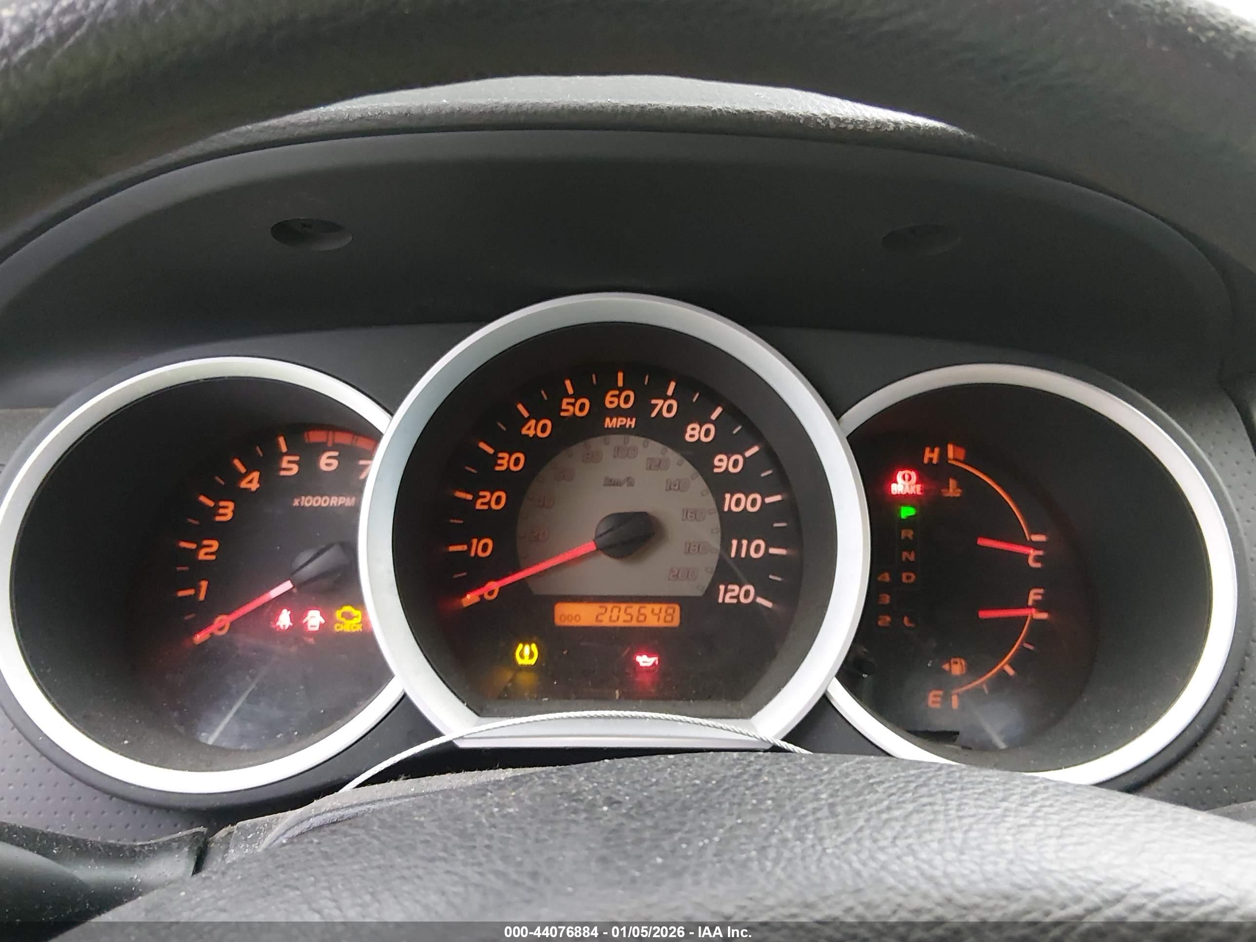TOYOTA TACOMA image 7