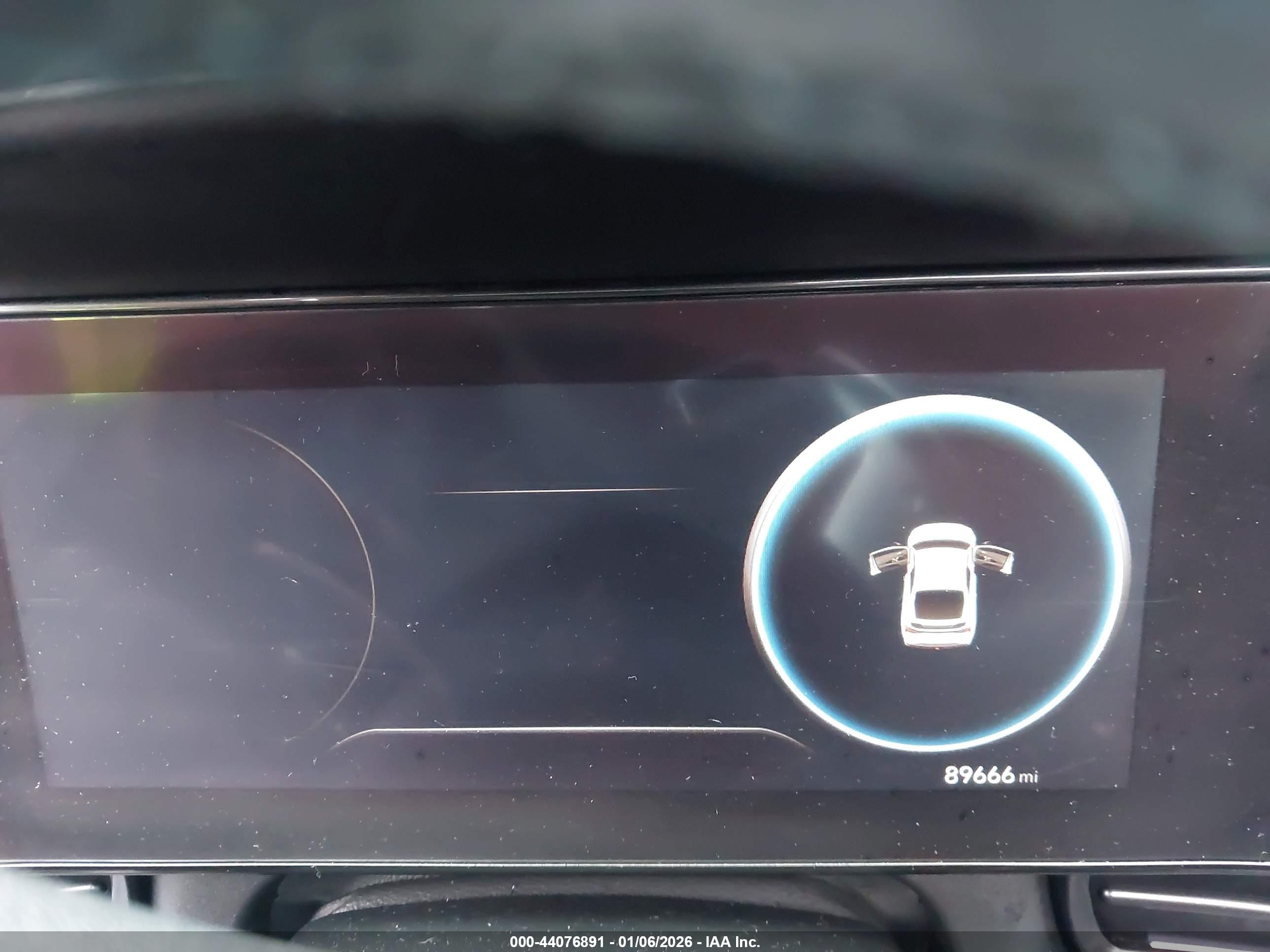 HYUNDAI ELANTRA image 7