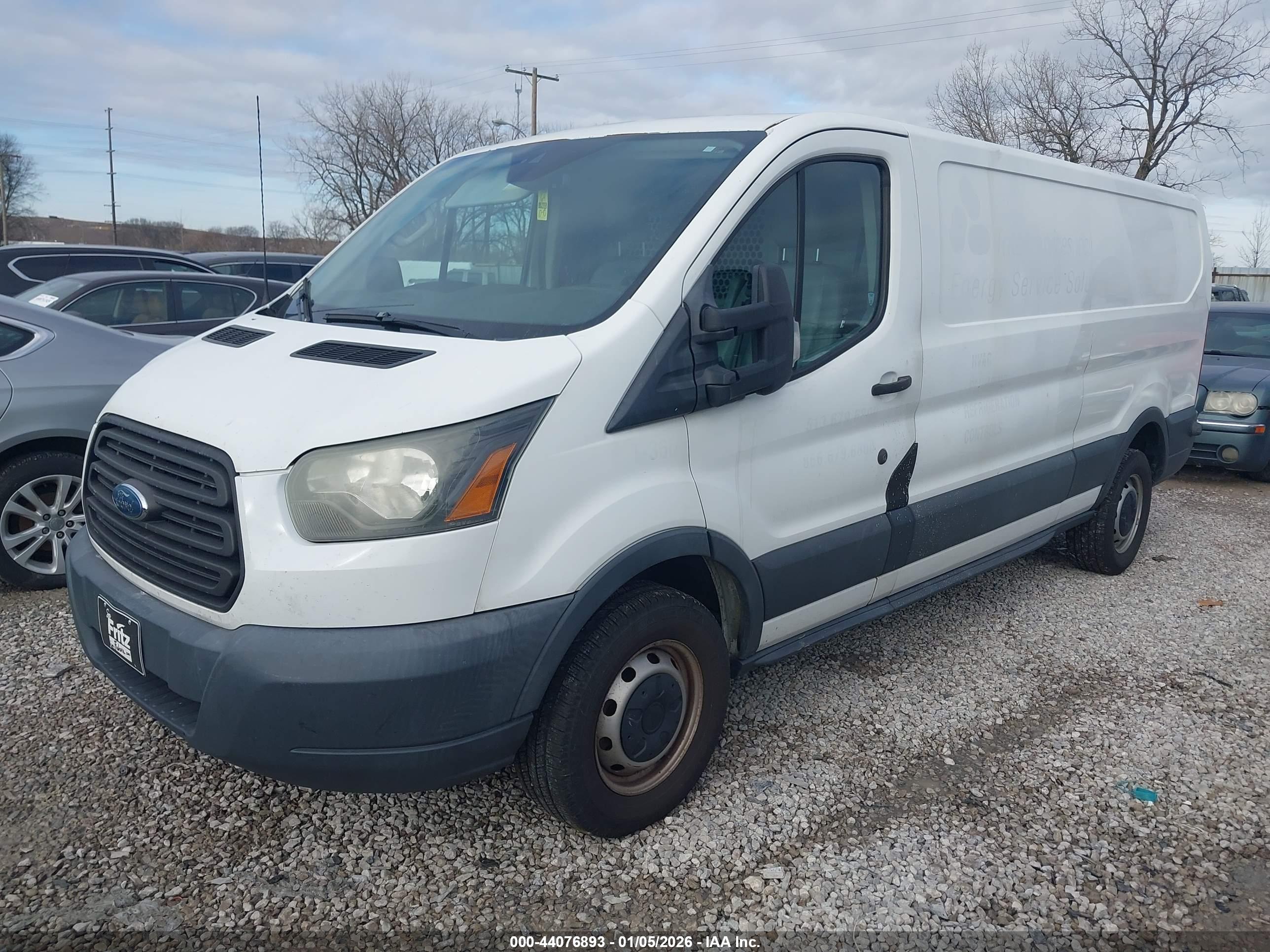 FORD TRANSIT-250 image 2