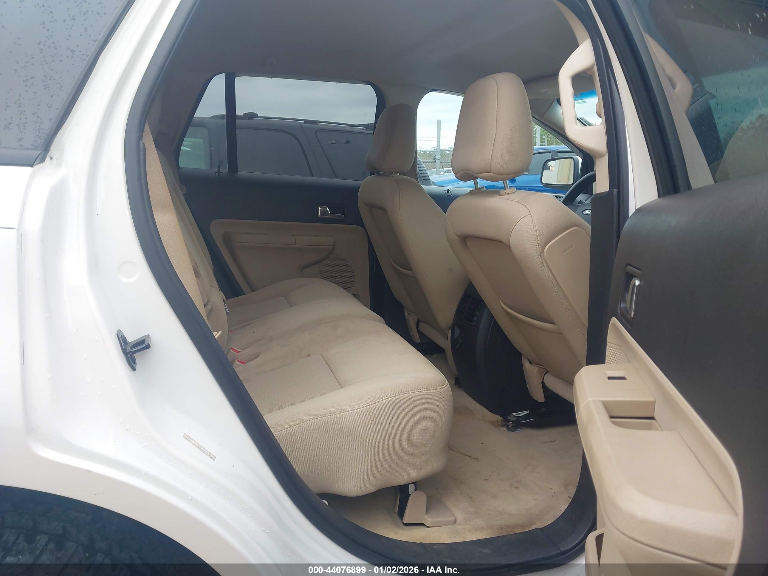 FORD EDGE image 8