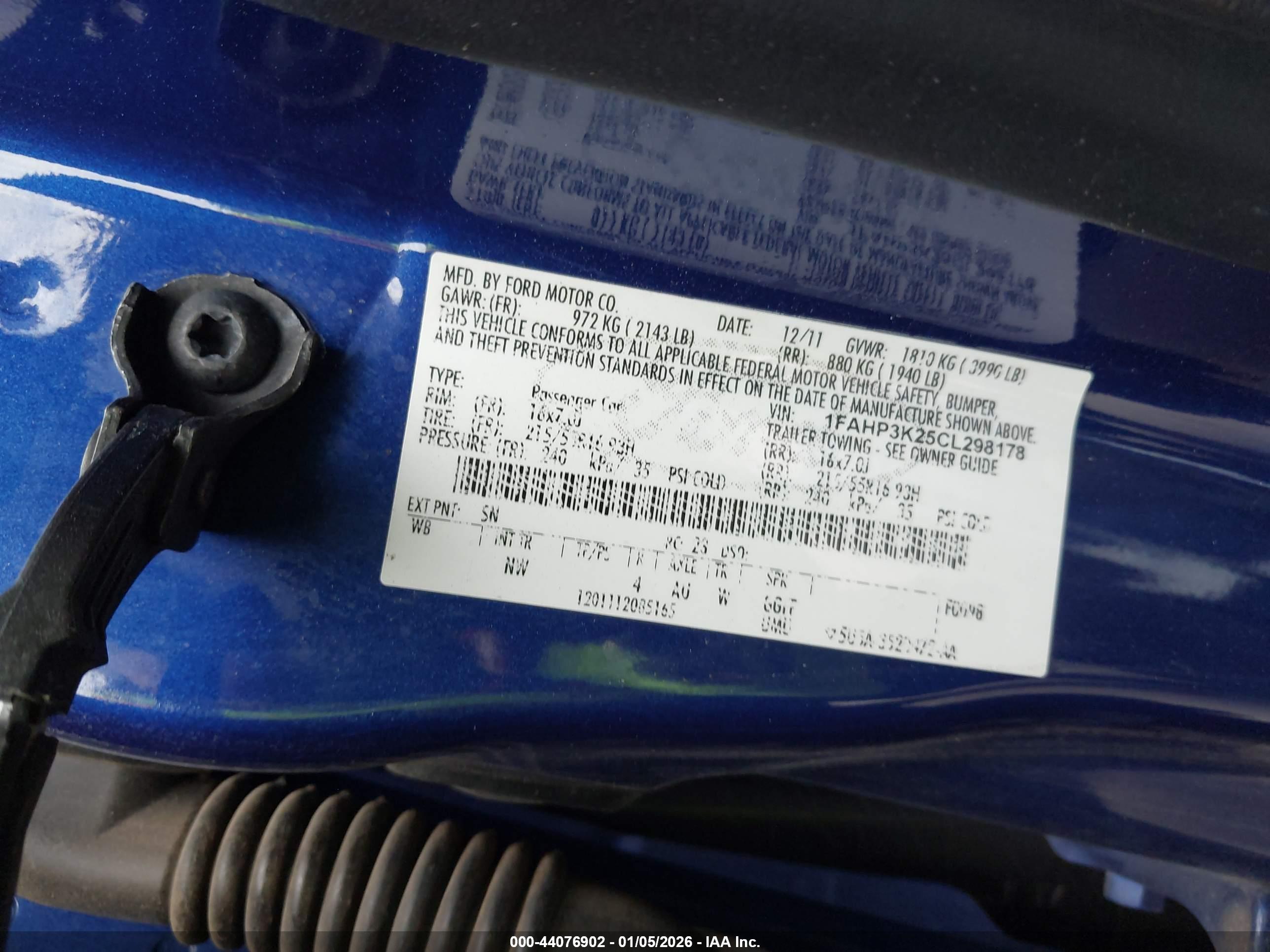 FORD FOCUS image 9