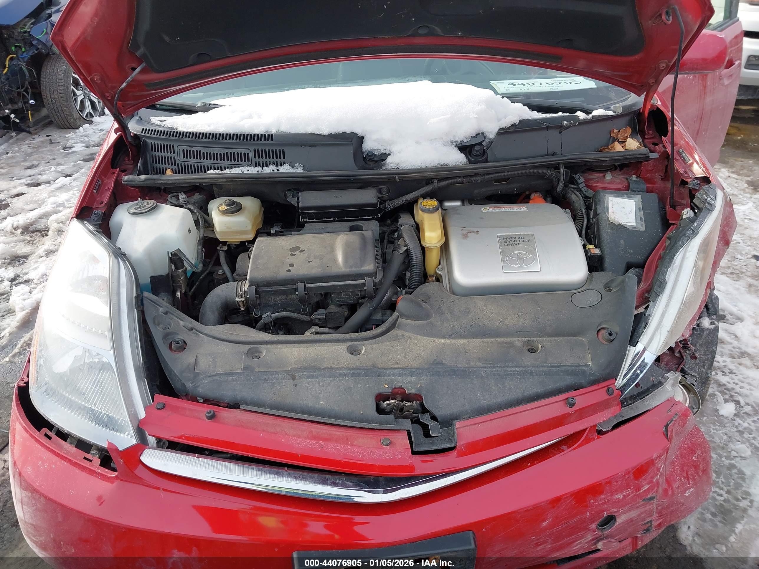 TOYOTA PRIUS image 10