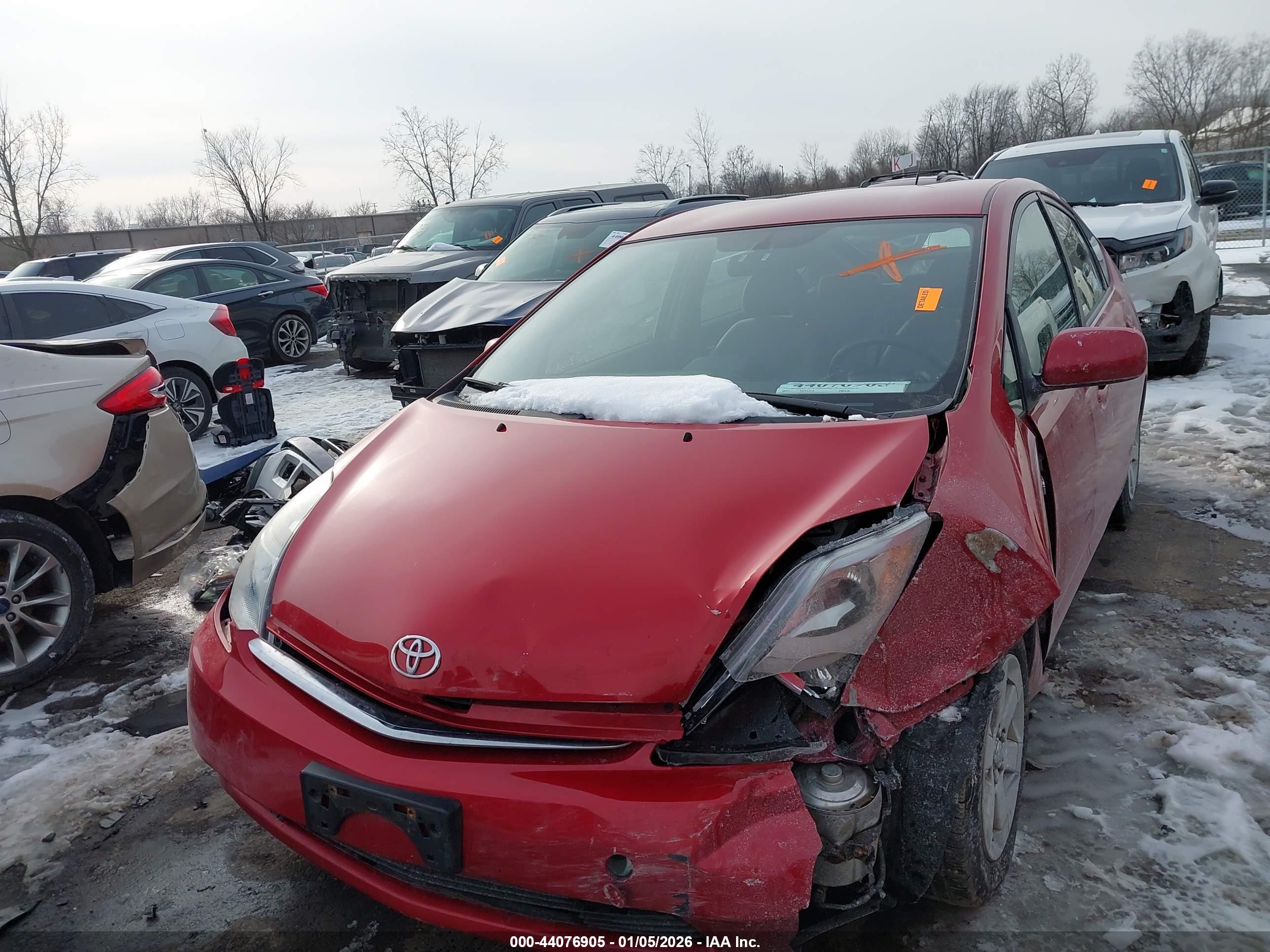 TOYOTA PRIUS image 6