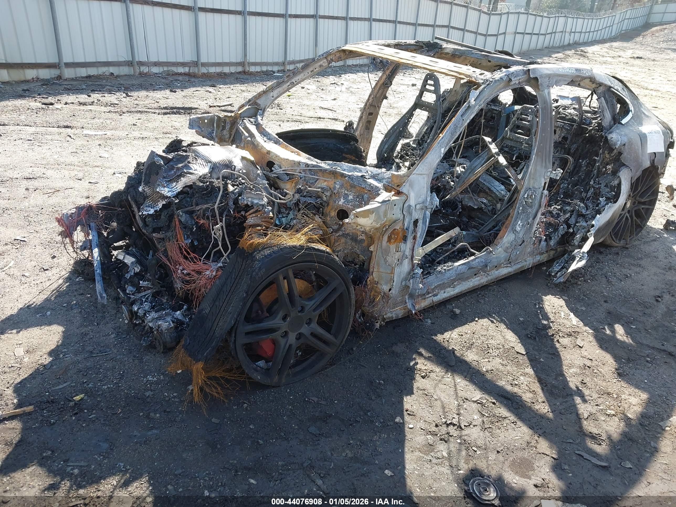 PORSCHE PANAMERA image 2